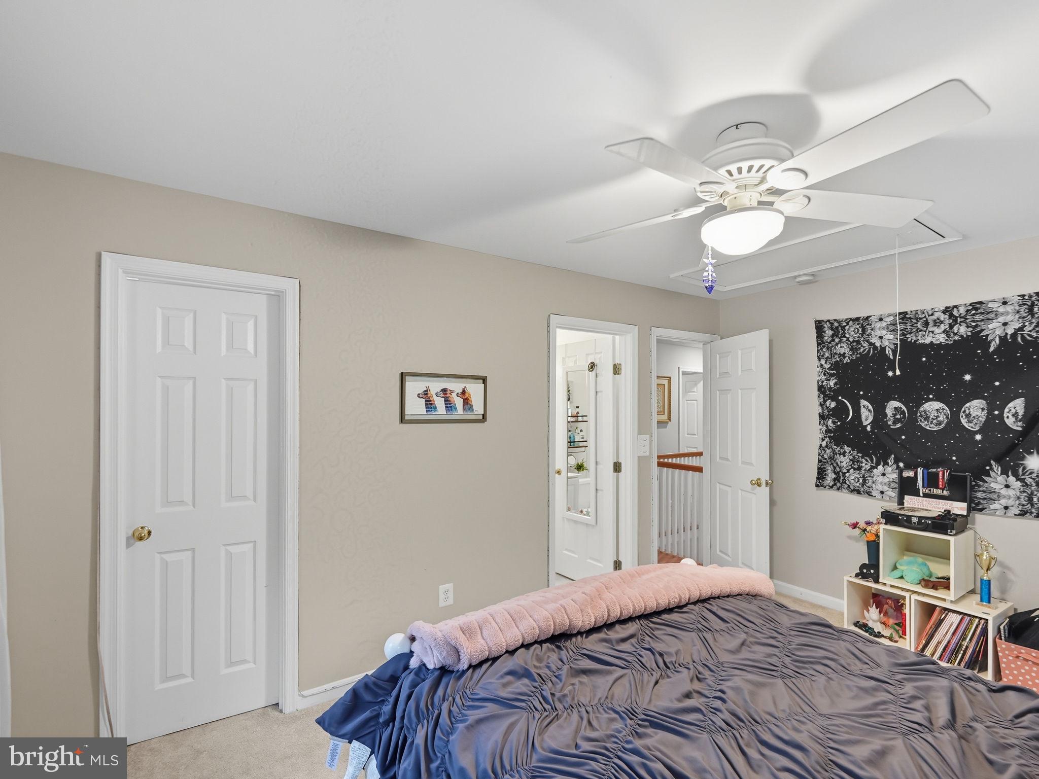 AYR HILL - Residential