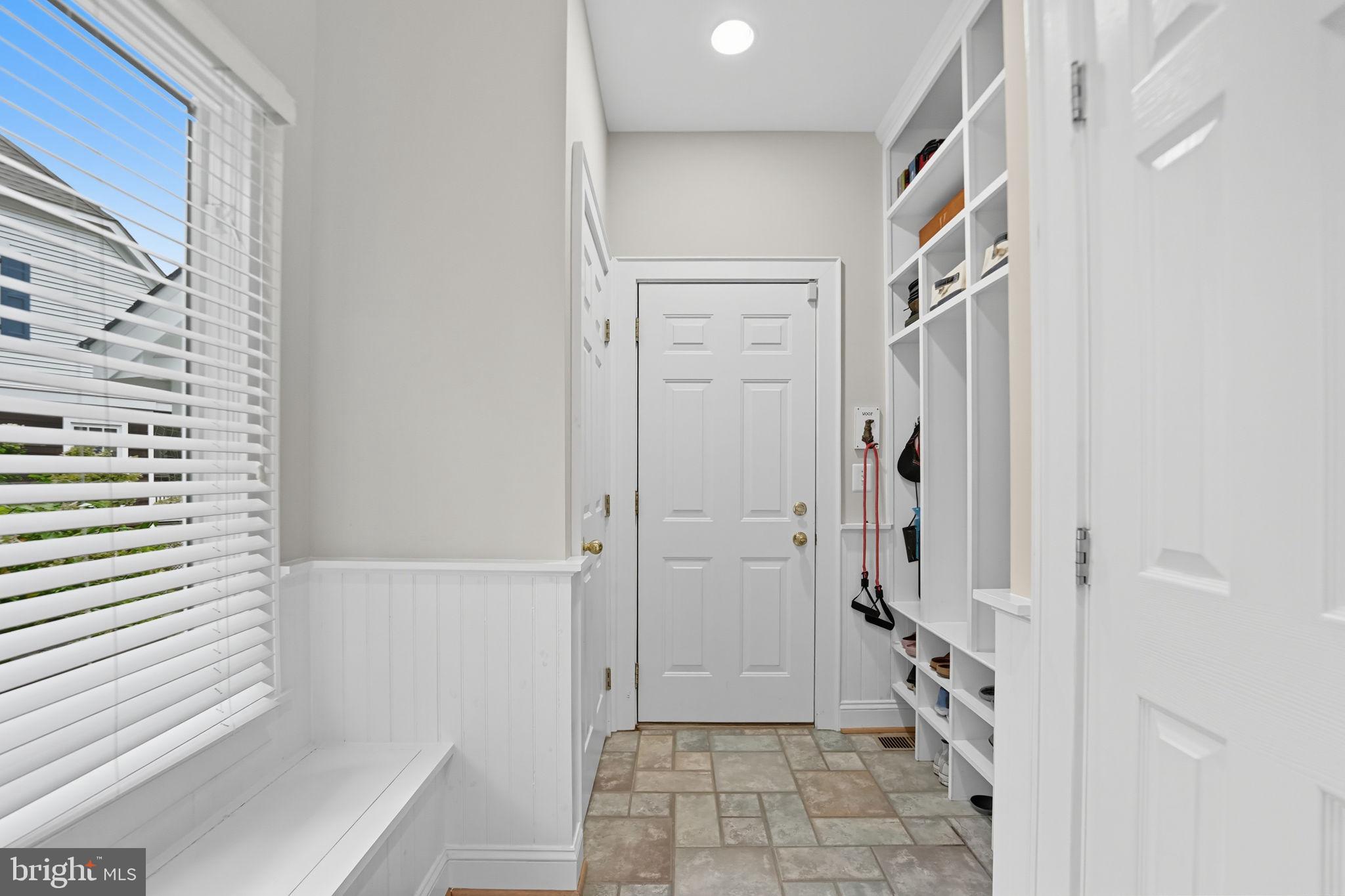 AYR HILL - Residential