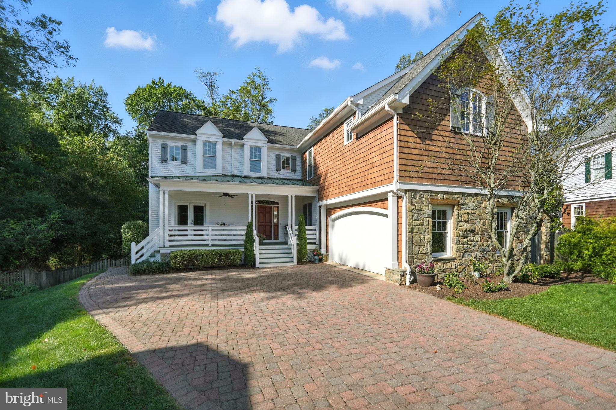 201 PRESCOTT CIRCLE SE