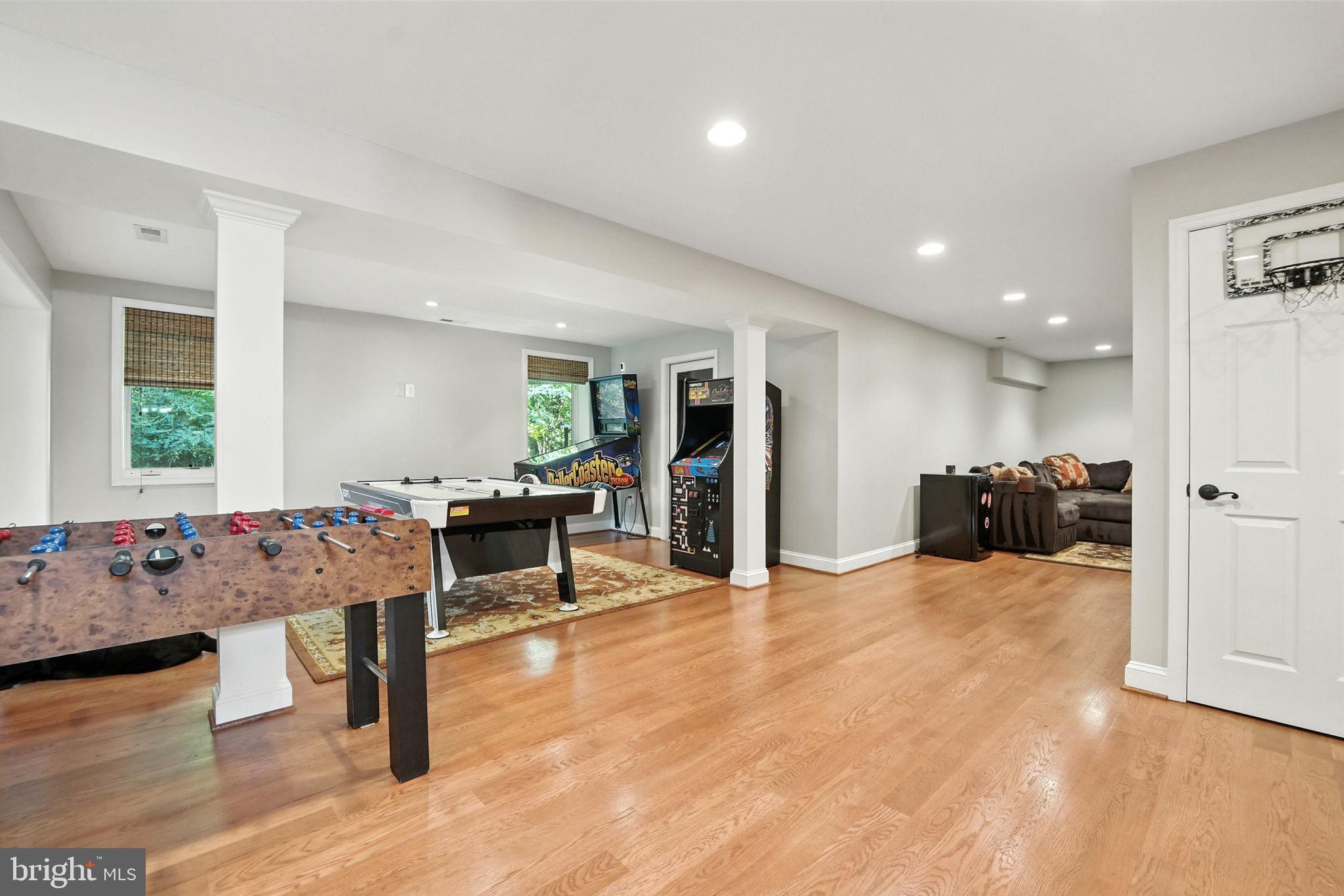 AYR HILL - Residential