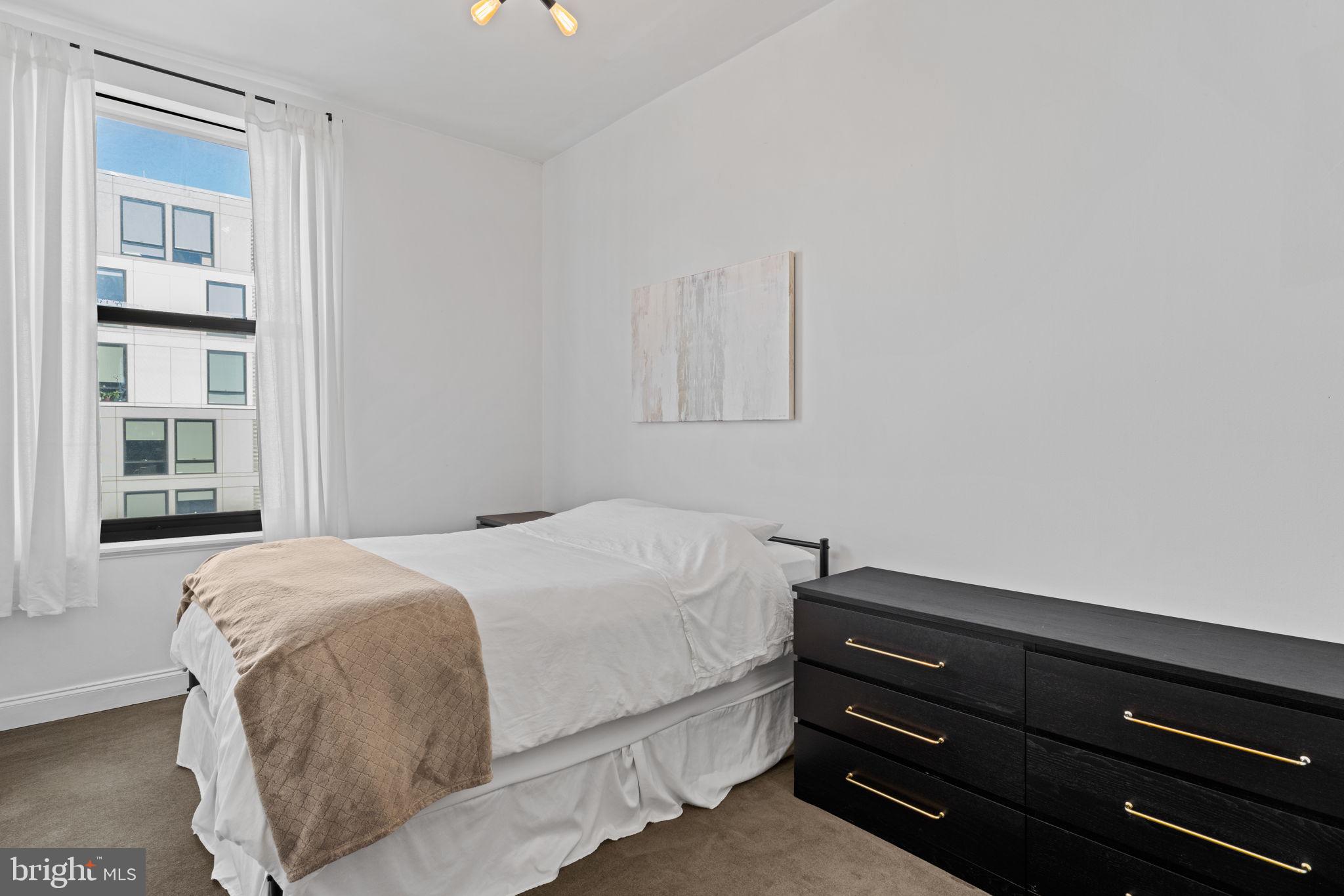 AVENUE OF THE ARTS - Residential