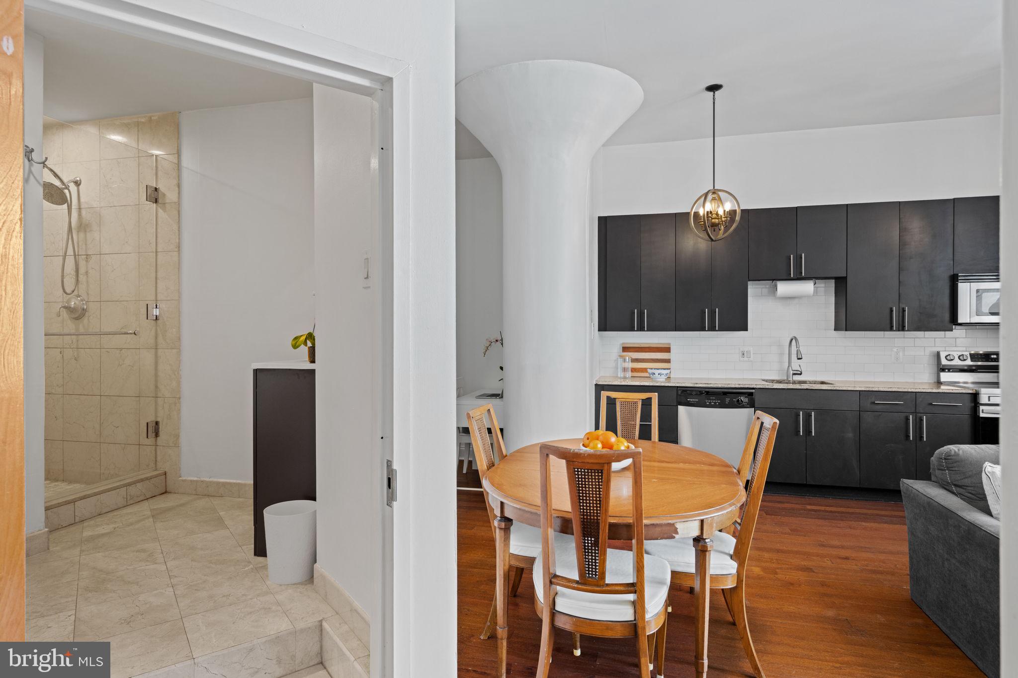 AVENUE OF THE ARTS - Residential