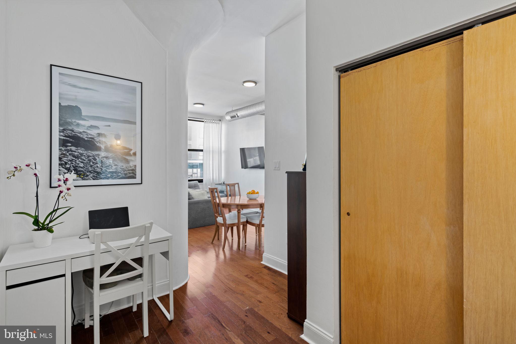 AVENUE OF THE ARTS - Residential