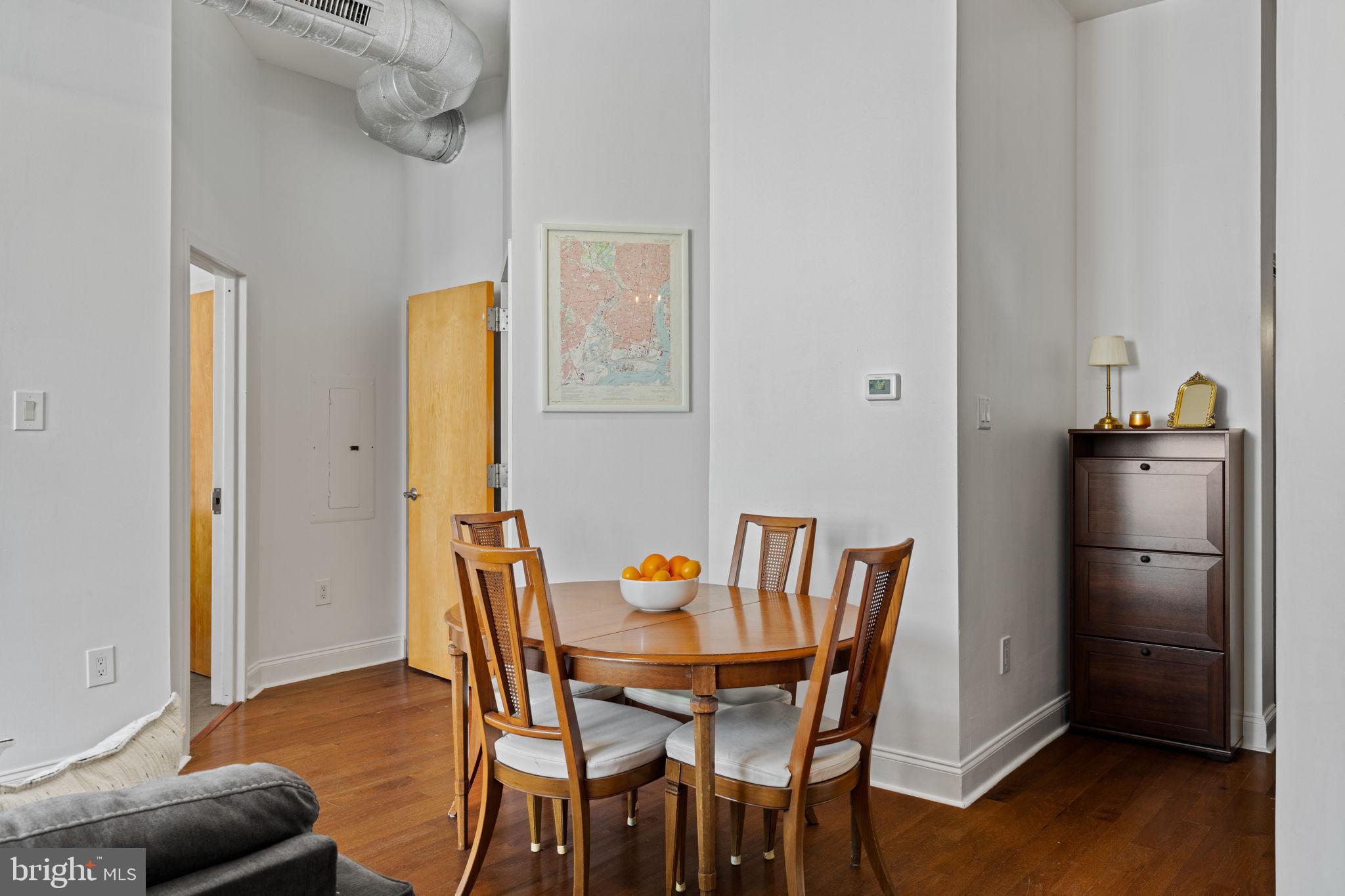 AVENUE OF THE ARTS - Residential