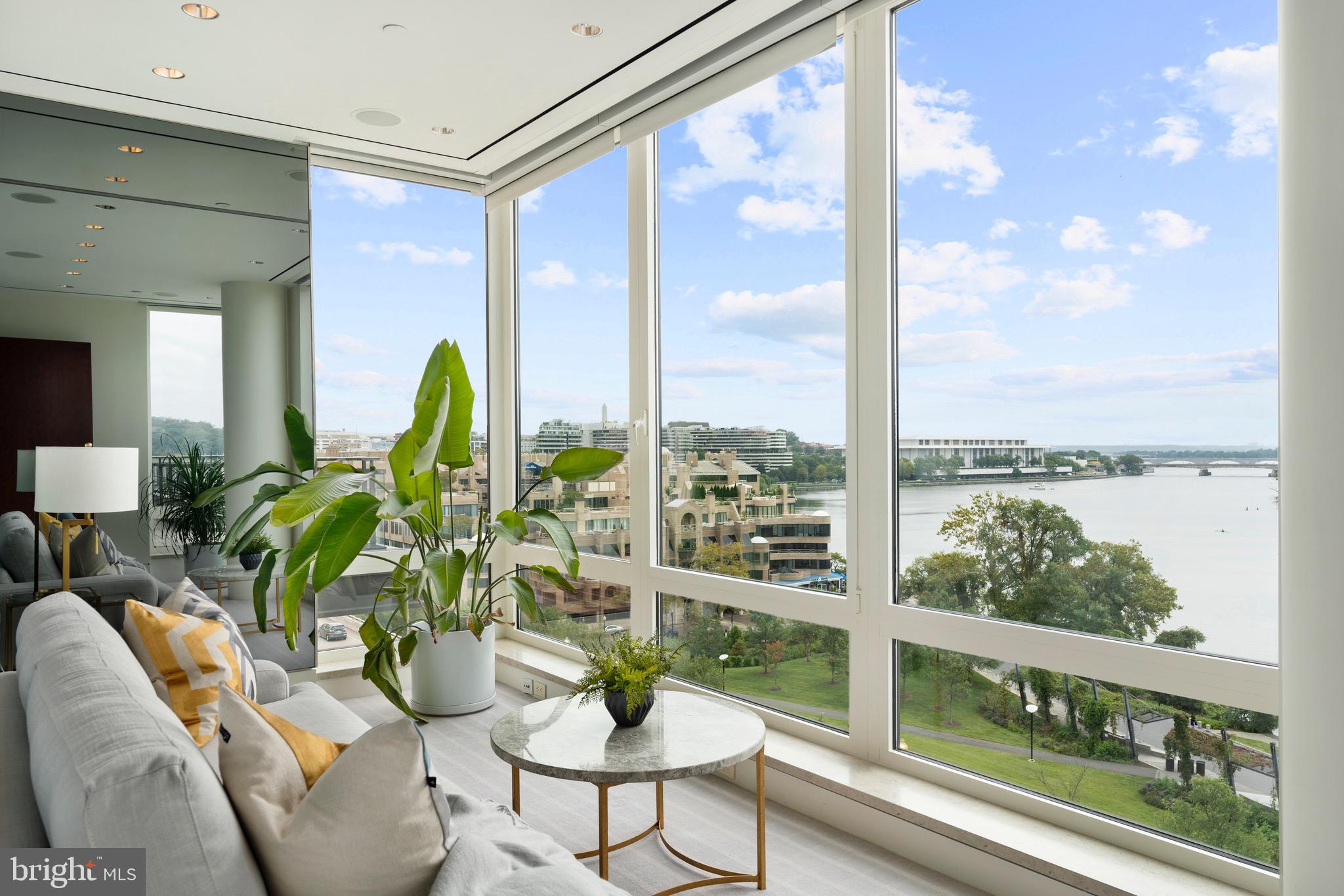 GEORGETOWN - Residential