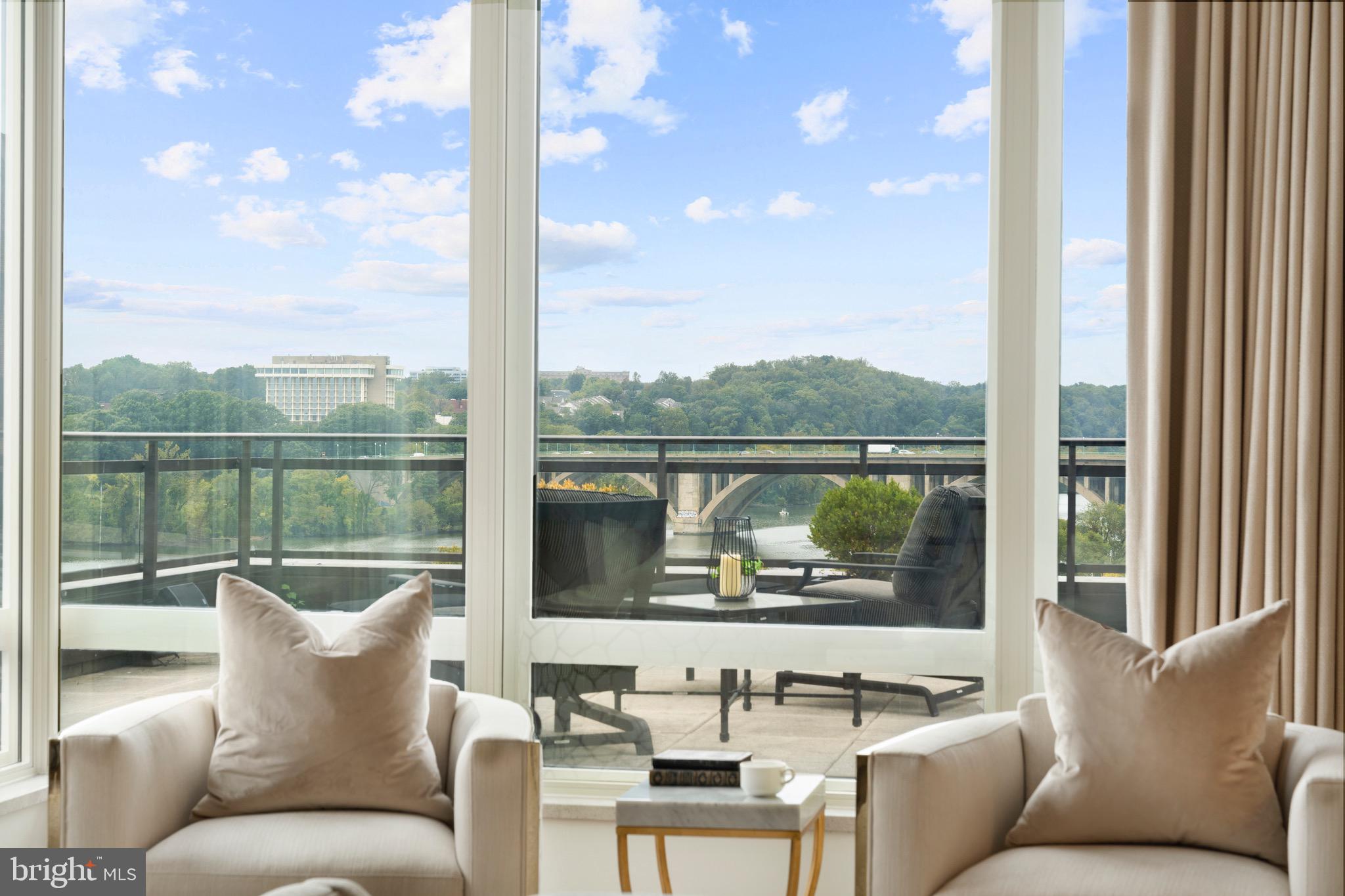 GEORGETOWN - Residential