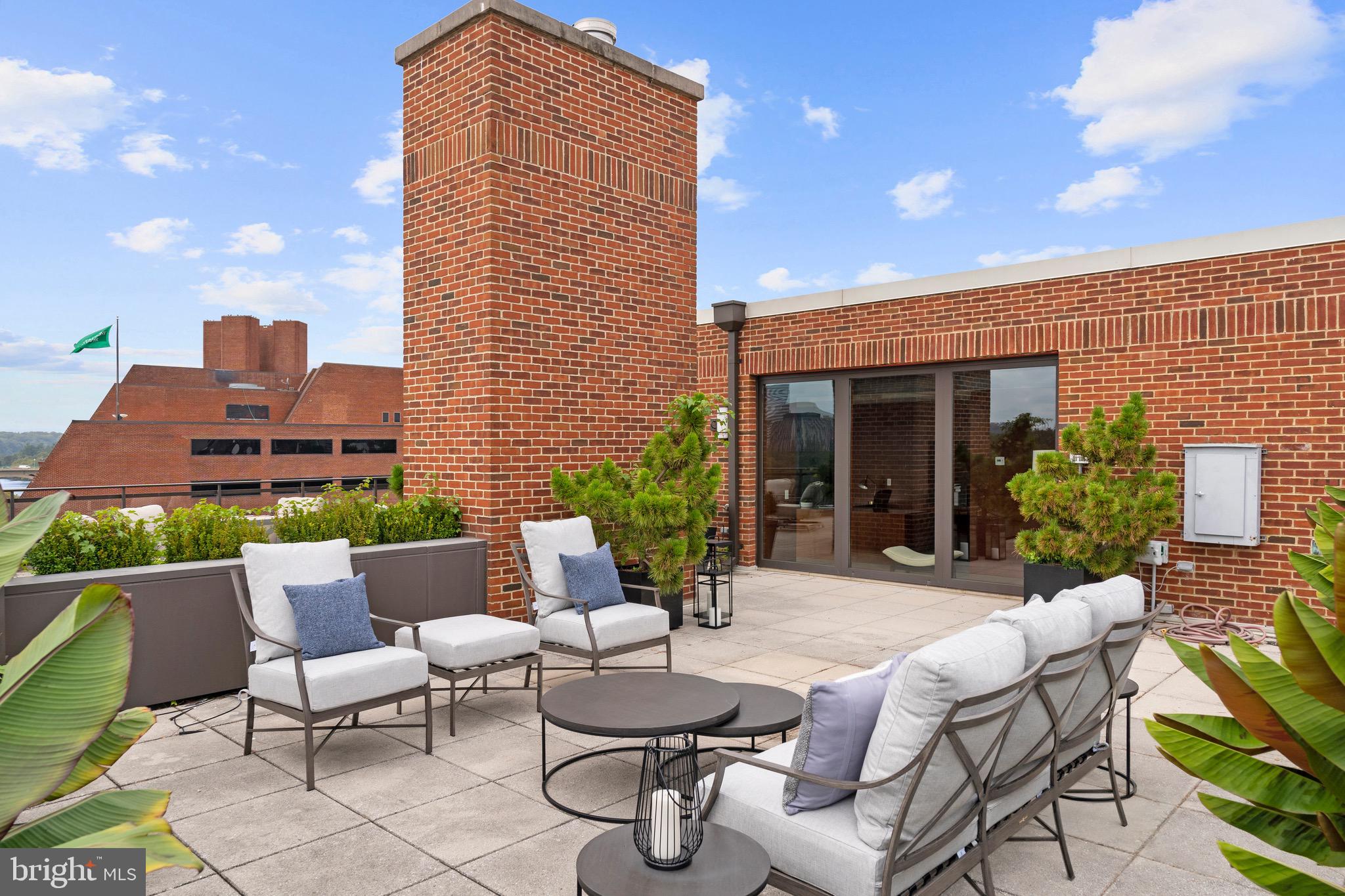 GEORGETOWN - Residential