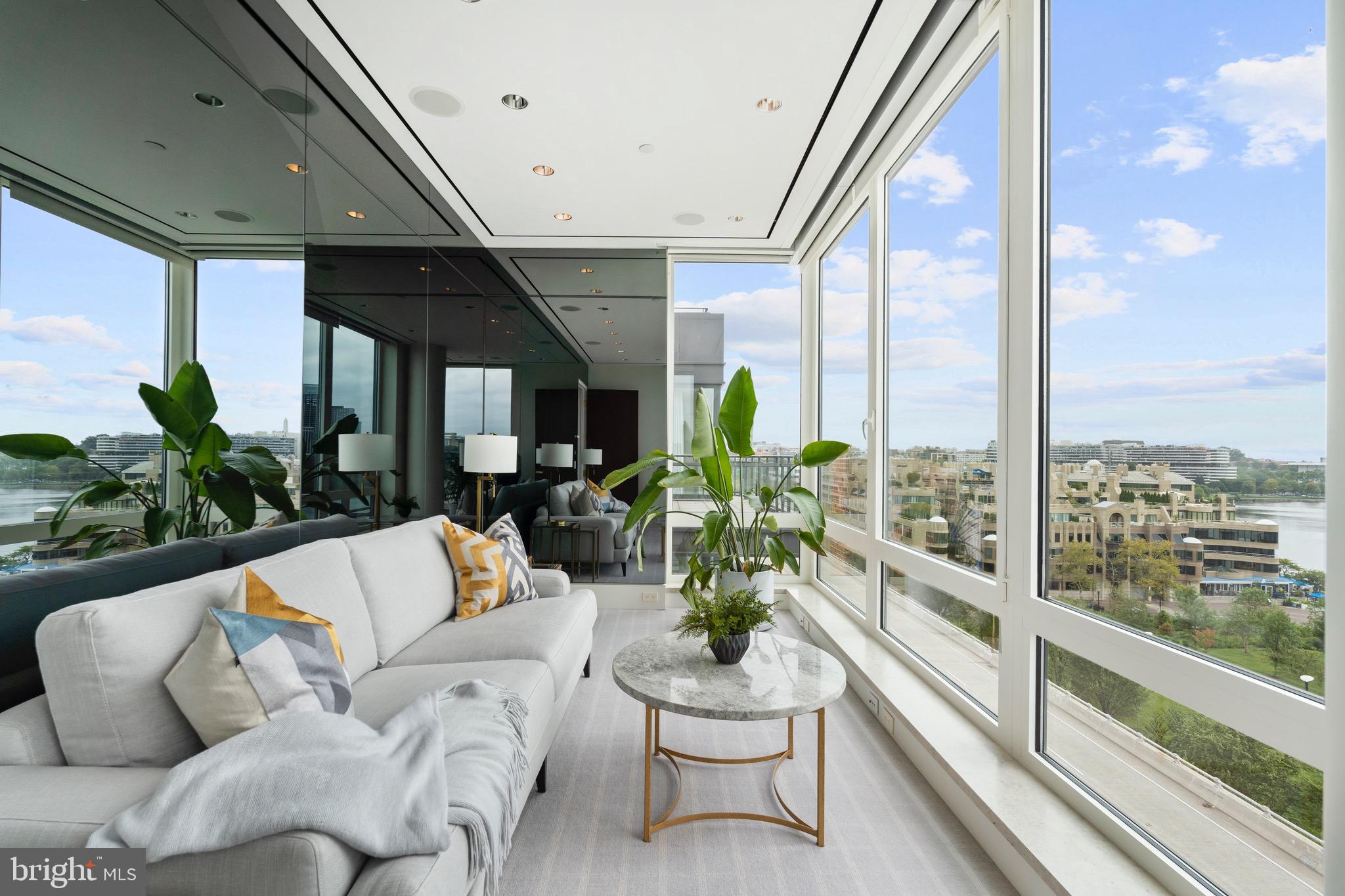 GEORGETOWN - Residential