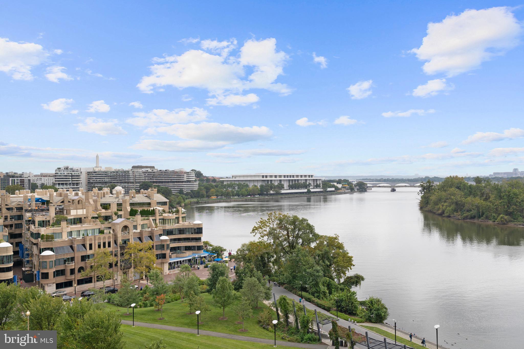 GEORGETOWN - Residential