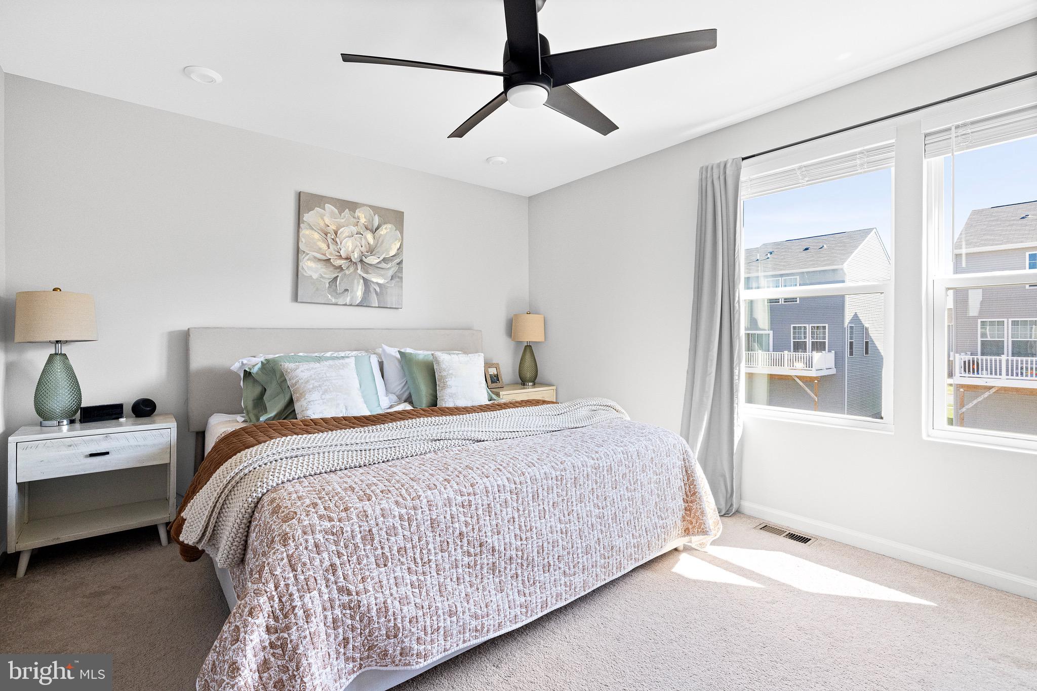 PRESIDENTS POINTE - Residential Lease