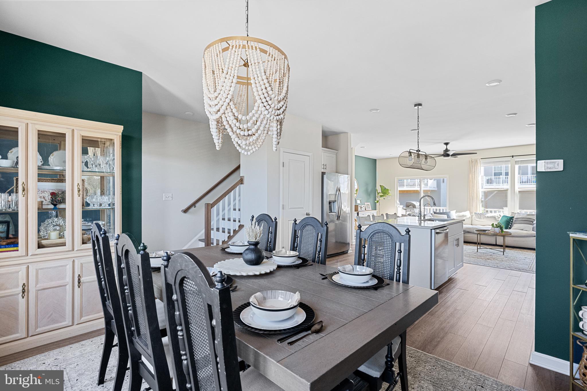 PRESIDENTS POINTE - Residential Lease