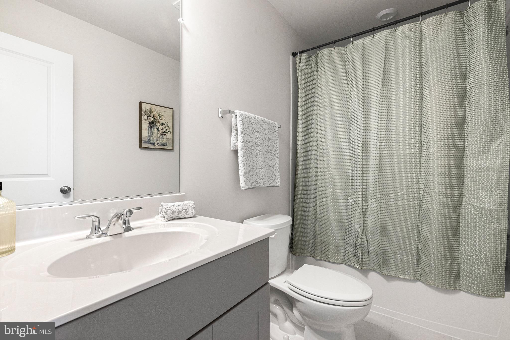 PRESIDENTS POINTE - Residential Lease