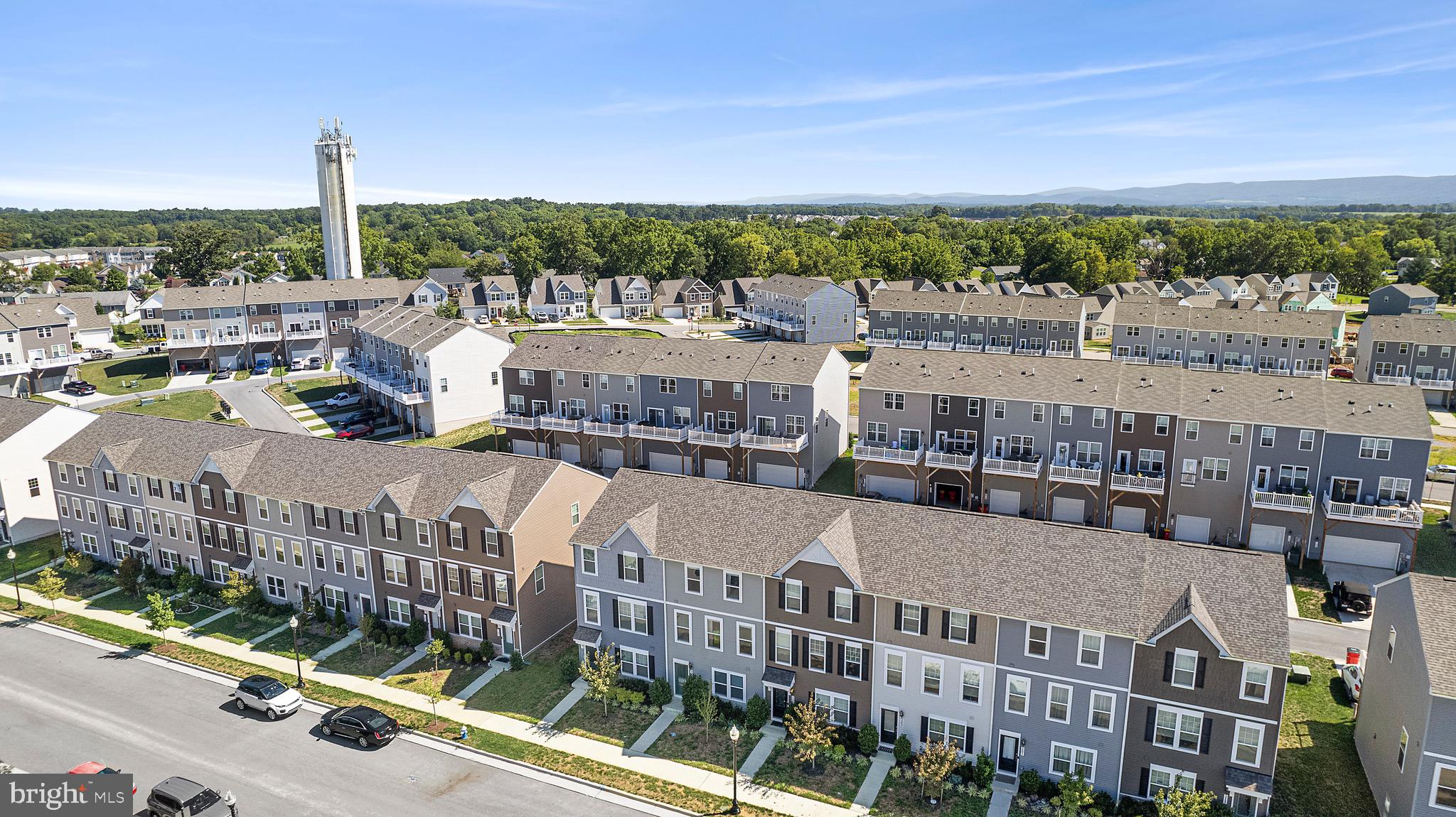 PRESIDENTS POINTE - Residential Lease