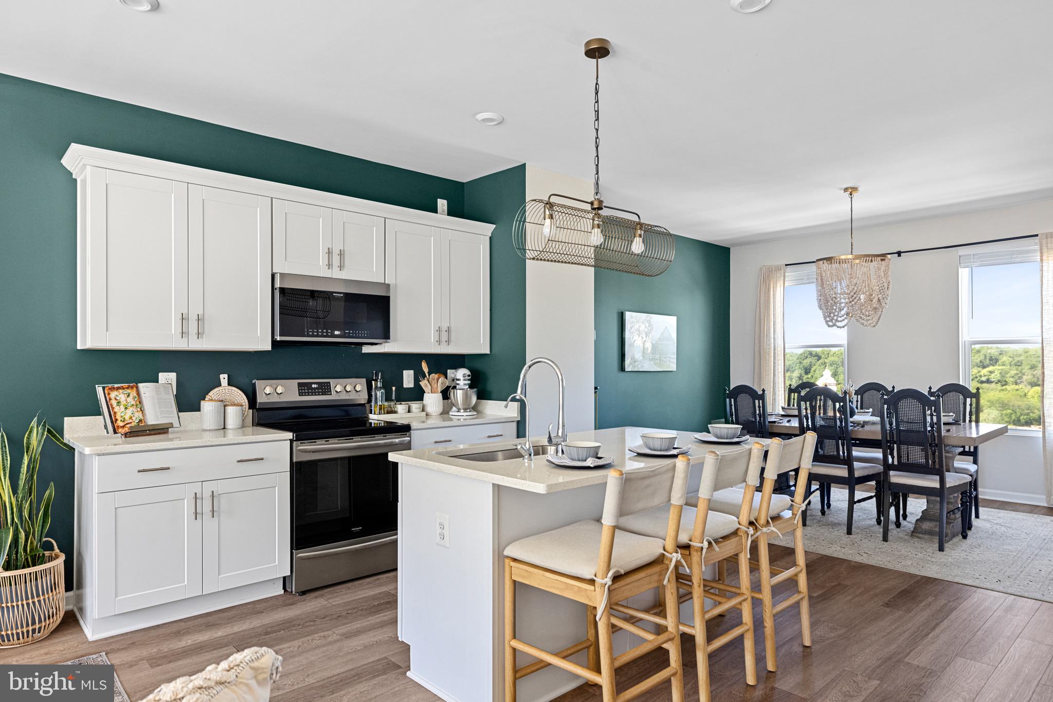 PRESIDENTS POINTE - Residential Lease