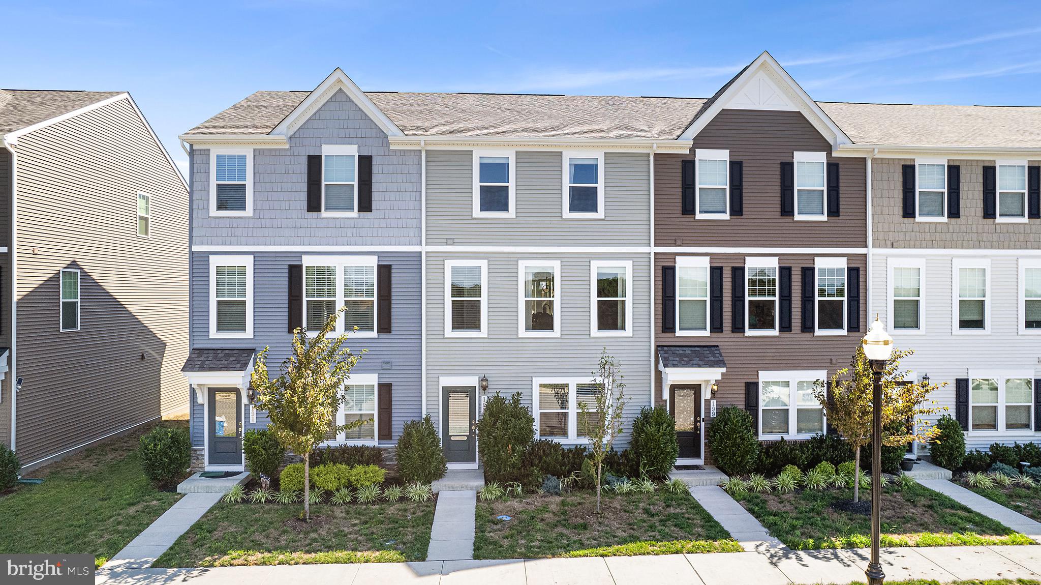 PRESIDENTS POINTE - Residential Lease