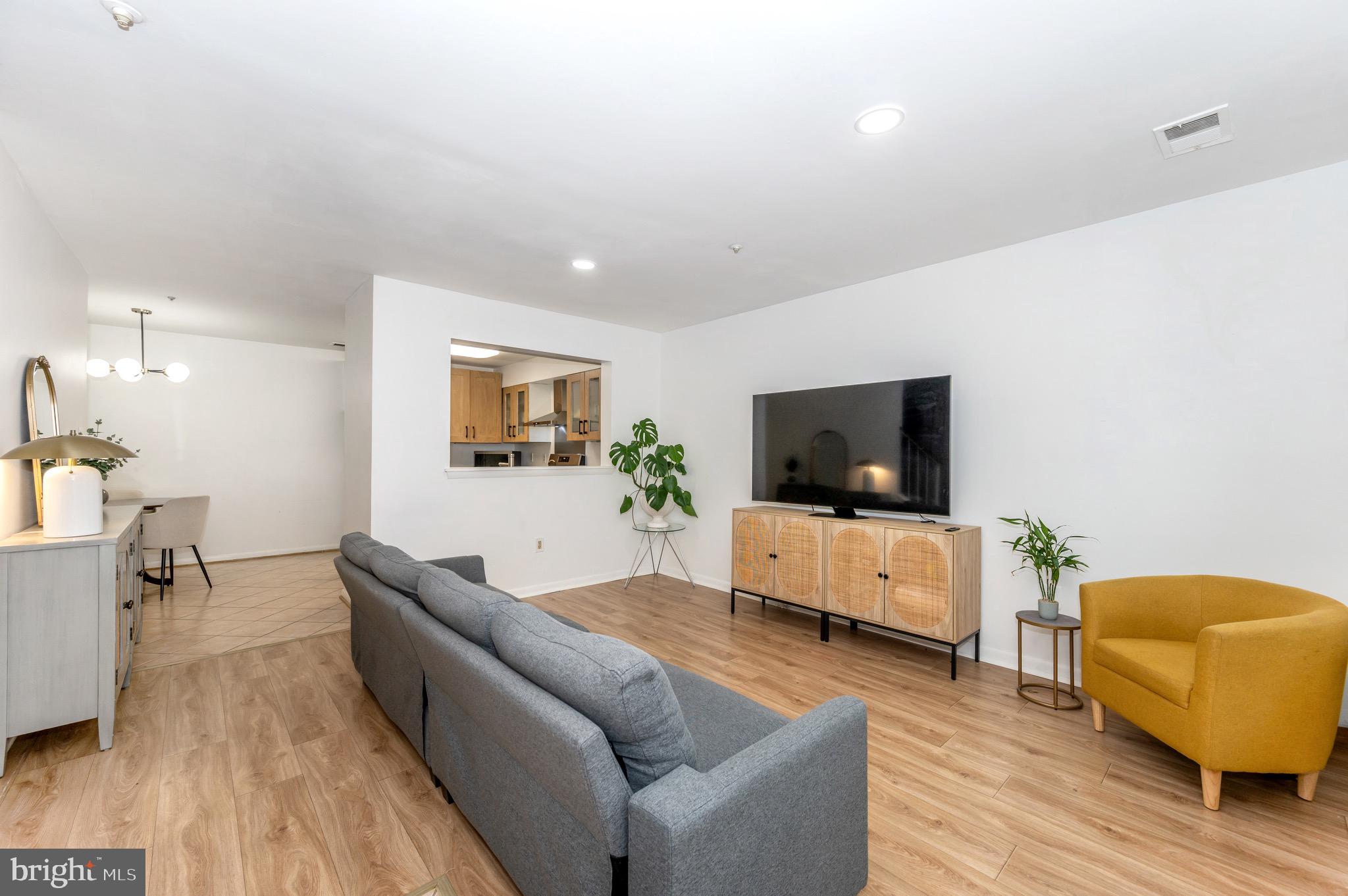 19050 HIGHSTREAM DRIVE 798