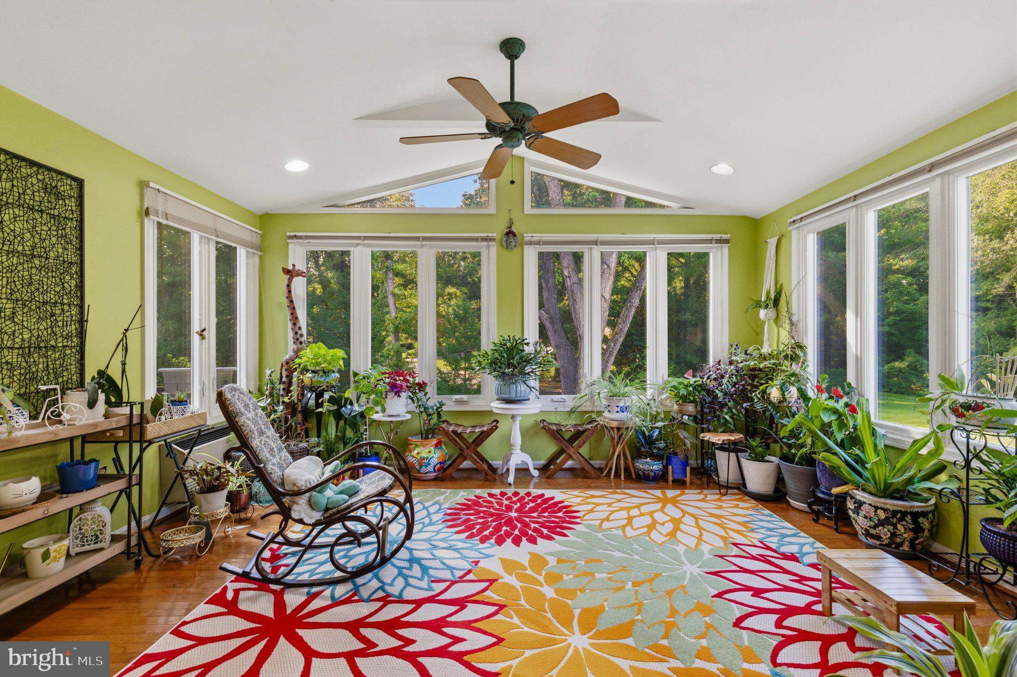 8715 SHADOWLAKE WAY