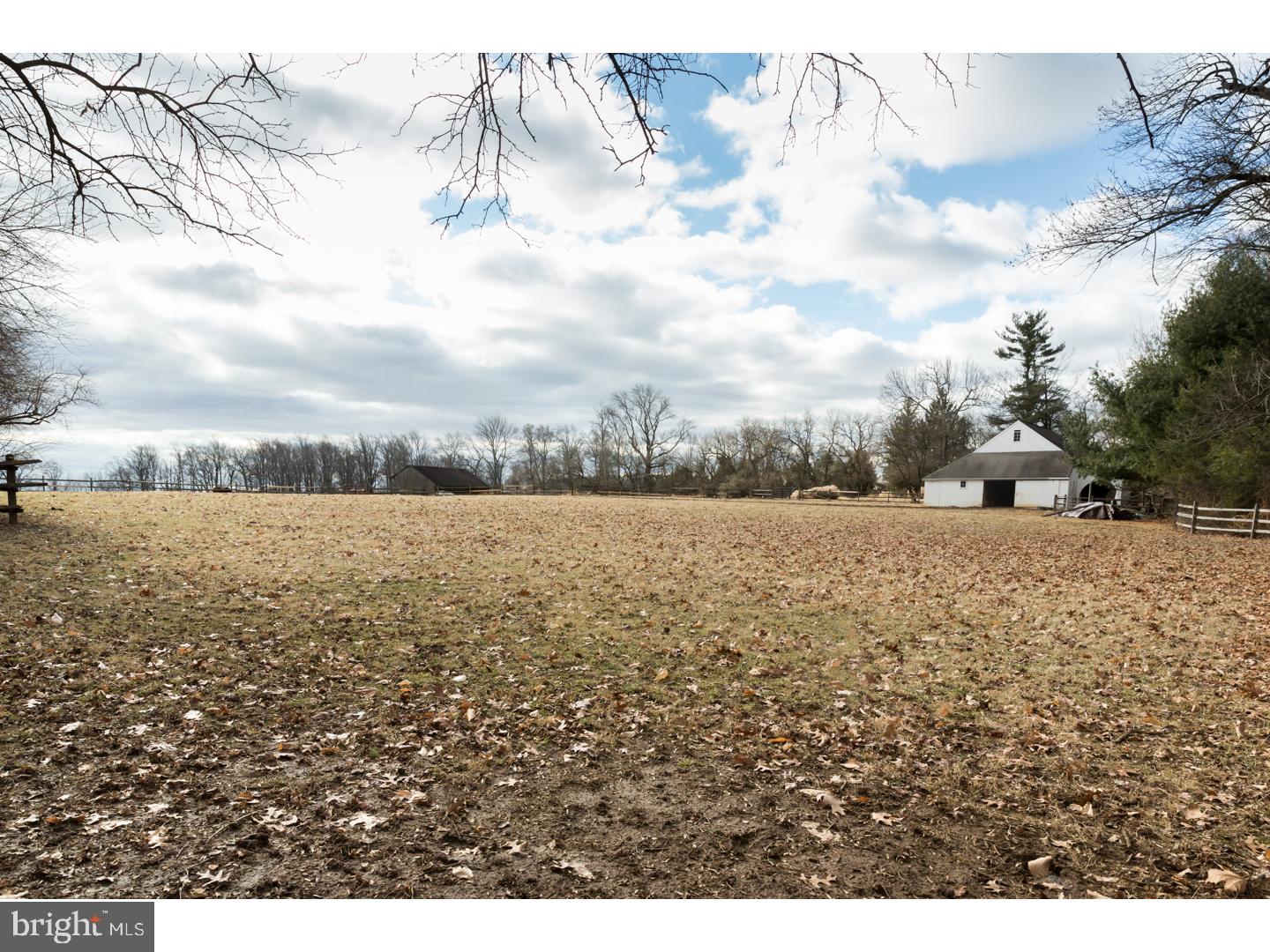 RADNOR HUNT - Residential