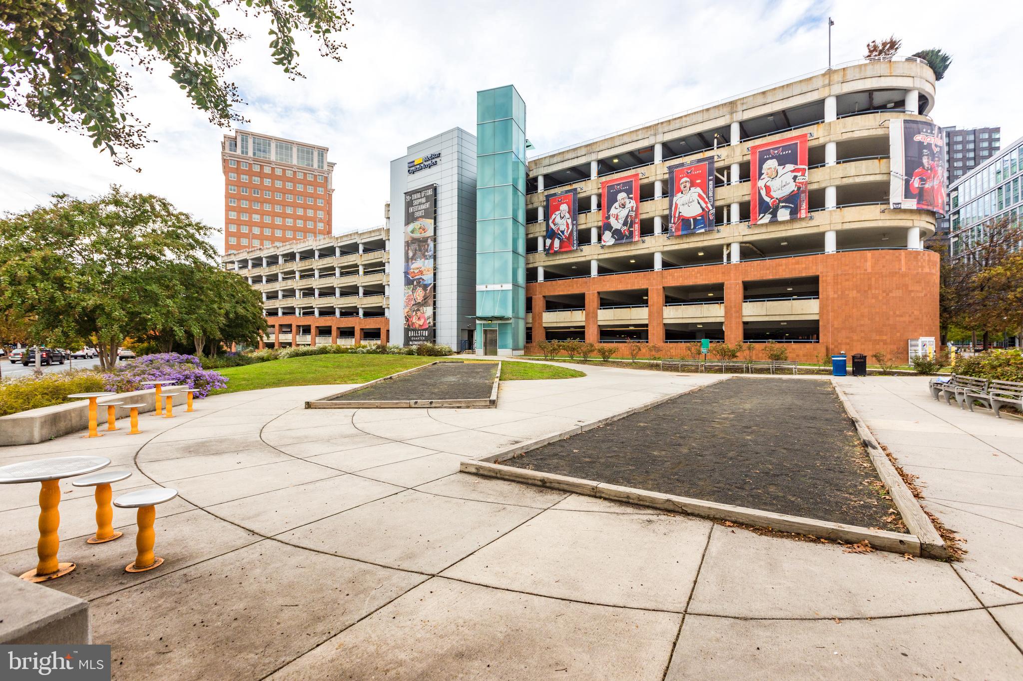 WESTVIEW AT BALLSTON METRO - Residential