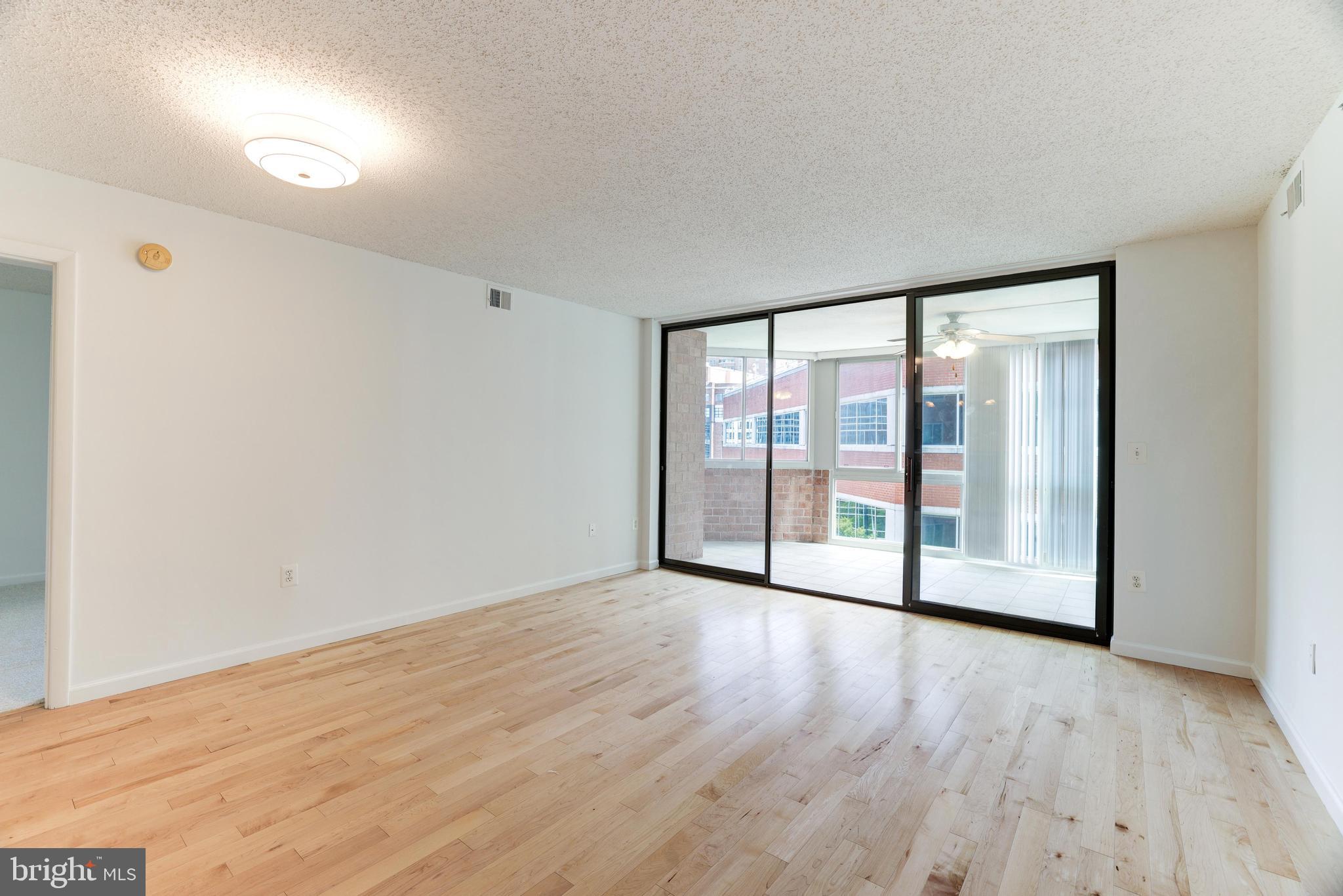 WESTVIEW AT BALLSTON METRO - Residential