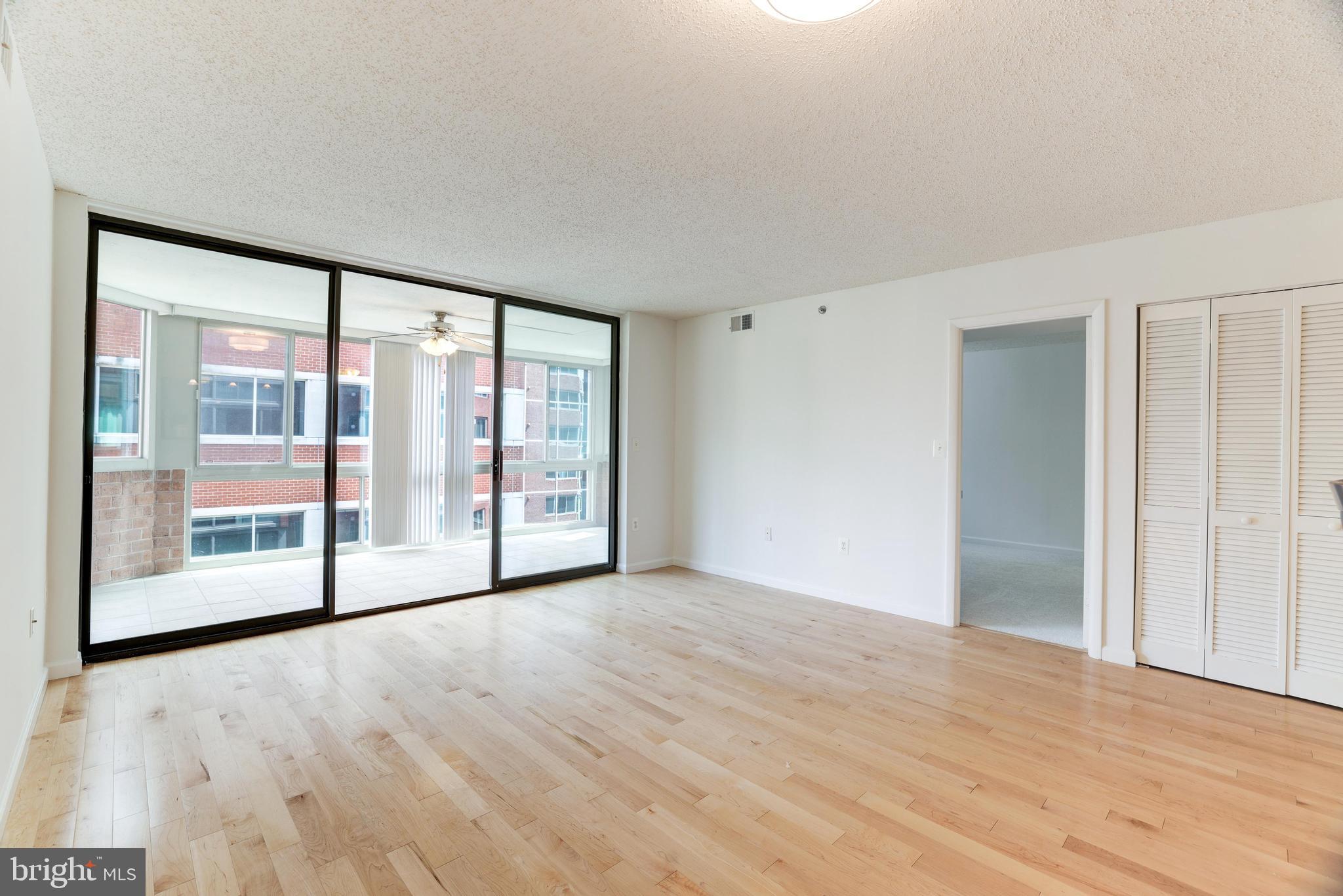 WESTVIEW AT BALLSTON METRO - Residential