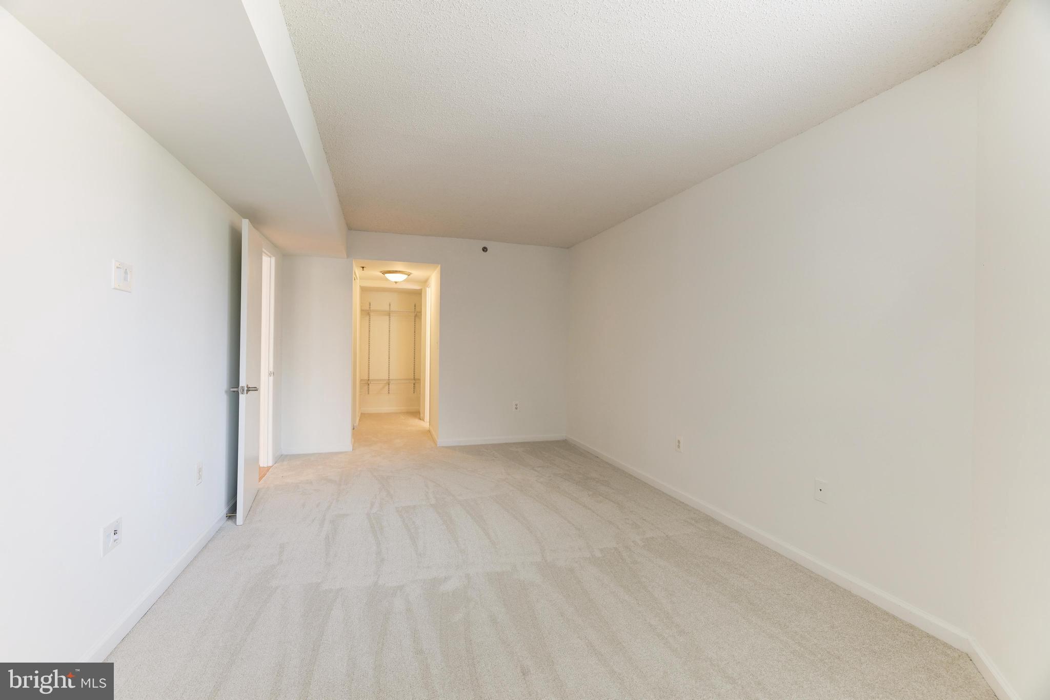 WESTVIEW AT BALLSTON METRO - Residential