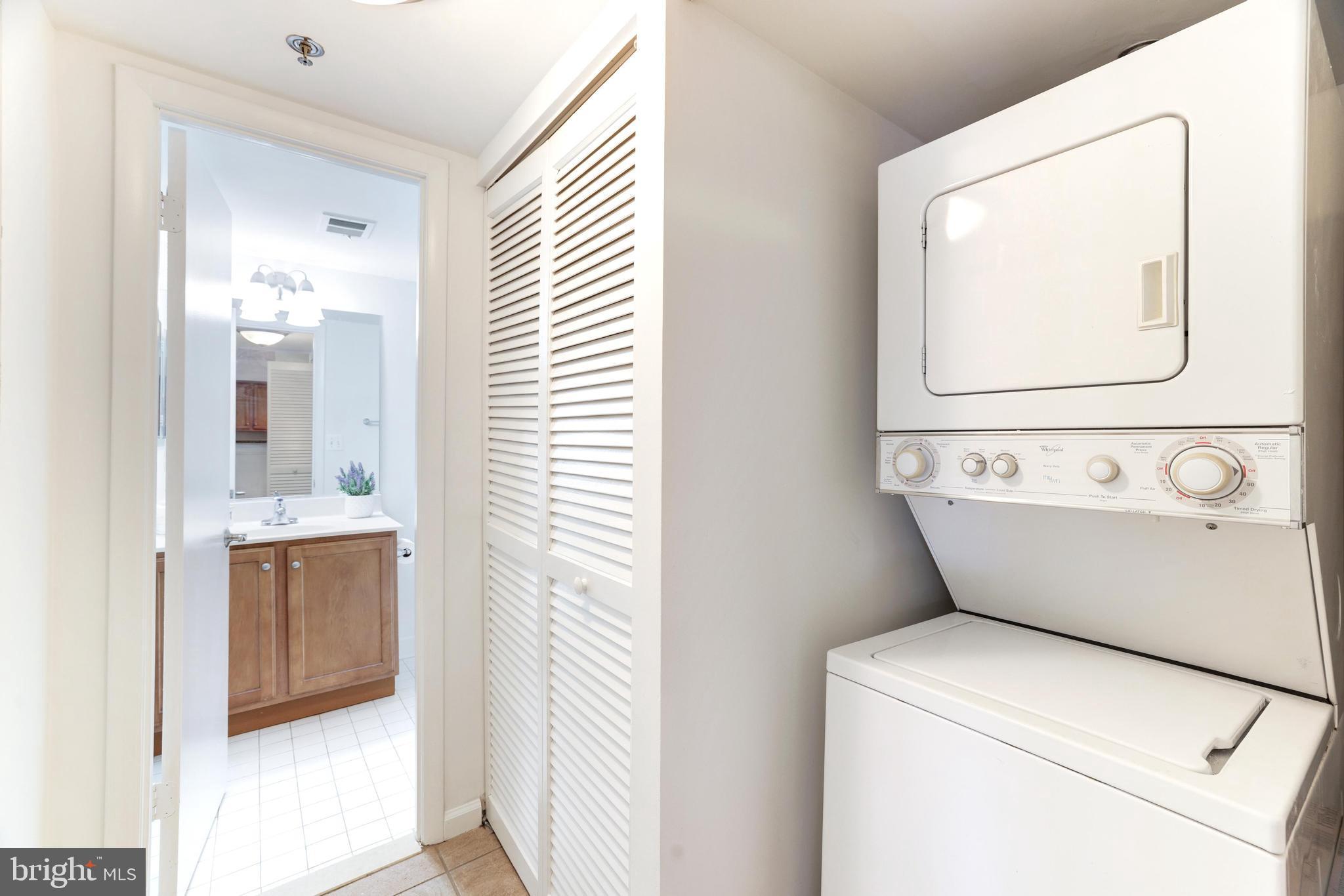 WESTVIEW AT BALLSTON METRO - Residential