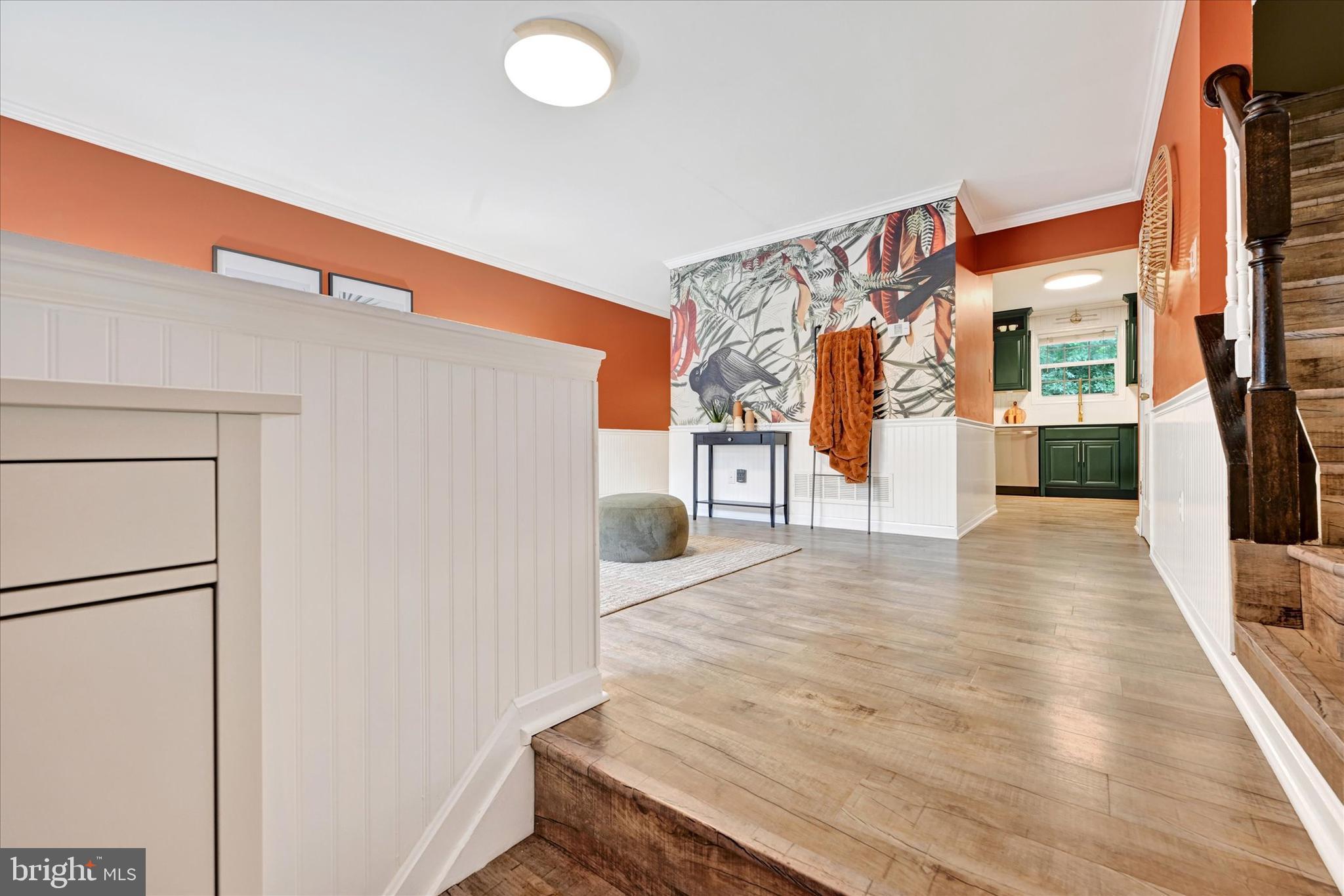 7904 DELLA ROSA COURT
