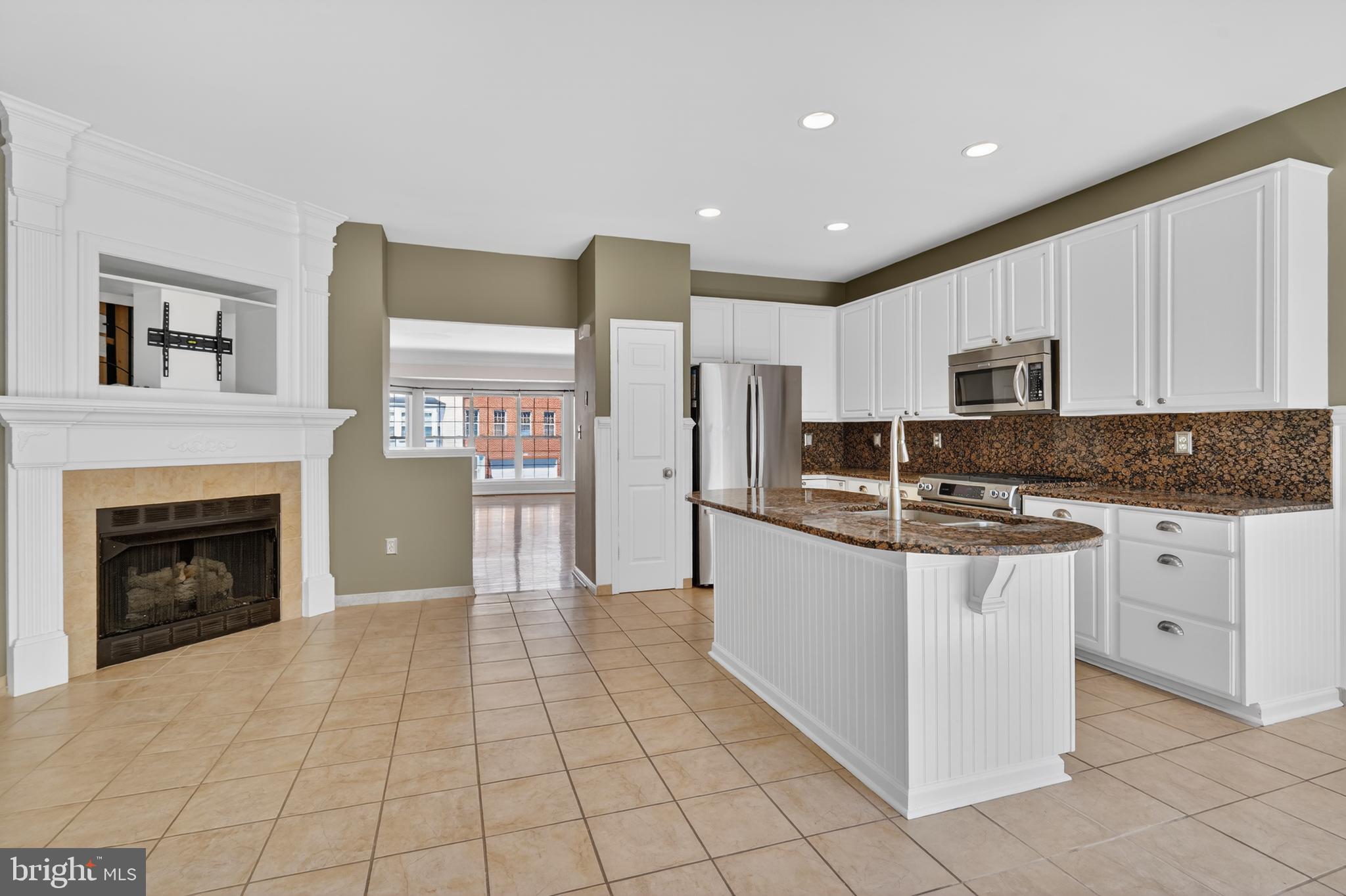 KINGSTOWNE - Residential