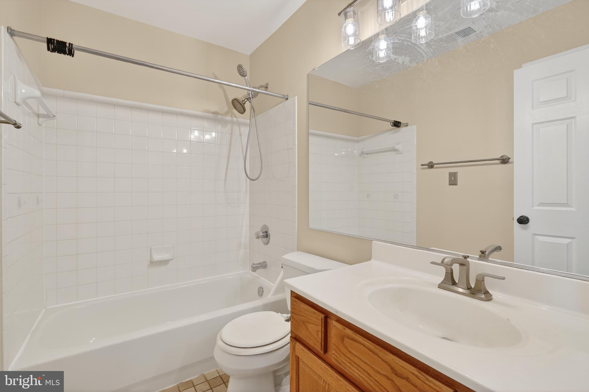 KINGSTOWNE - Residential