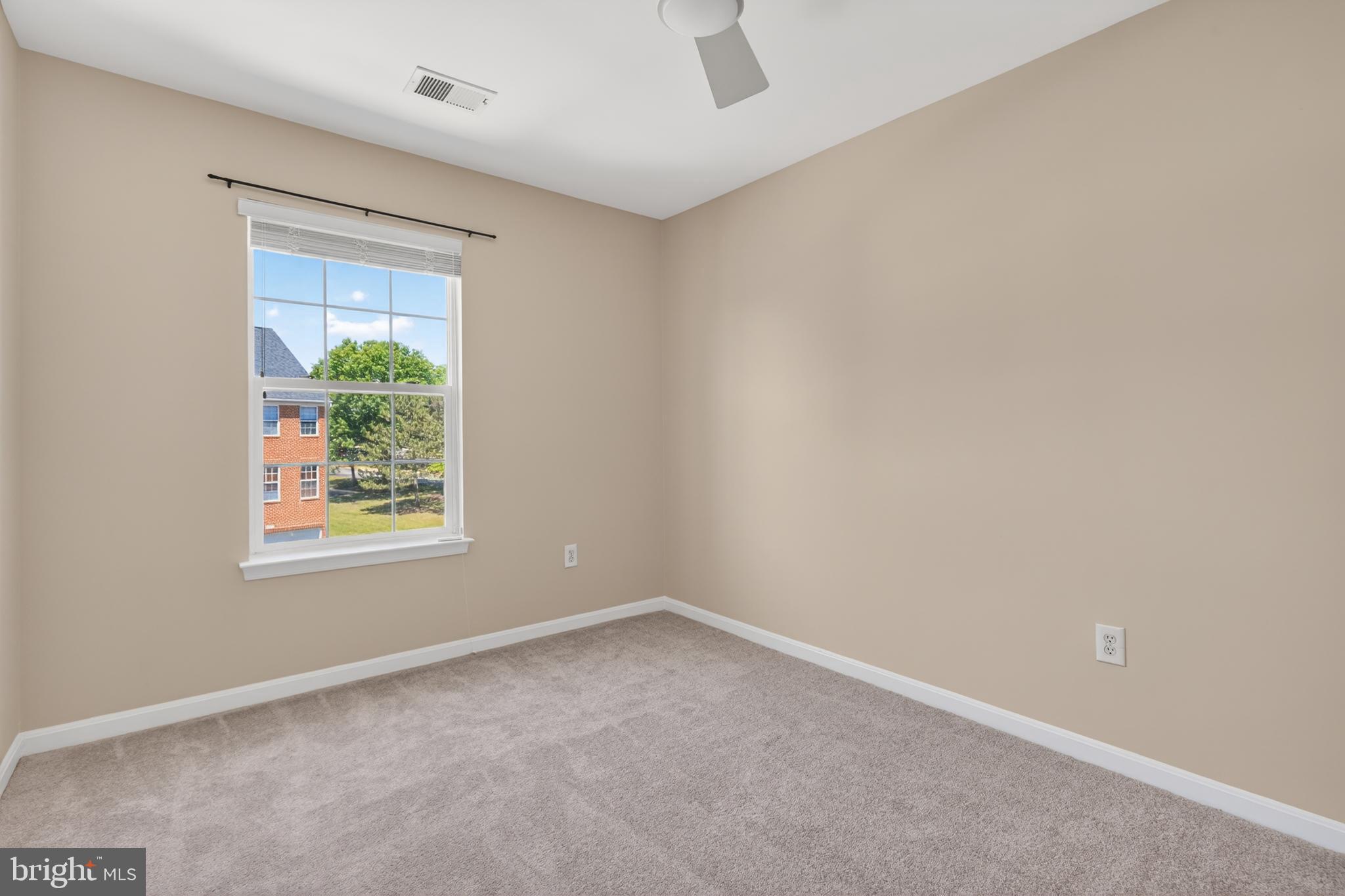 KINGSTOWNE - Residential