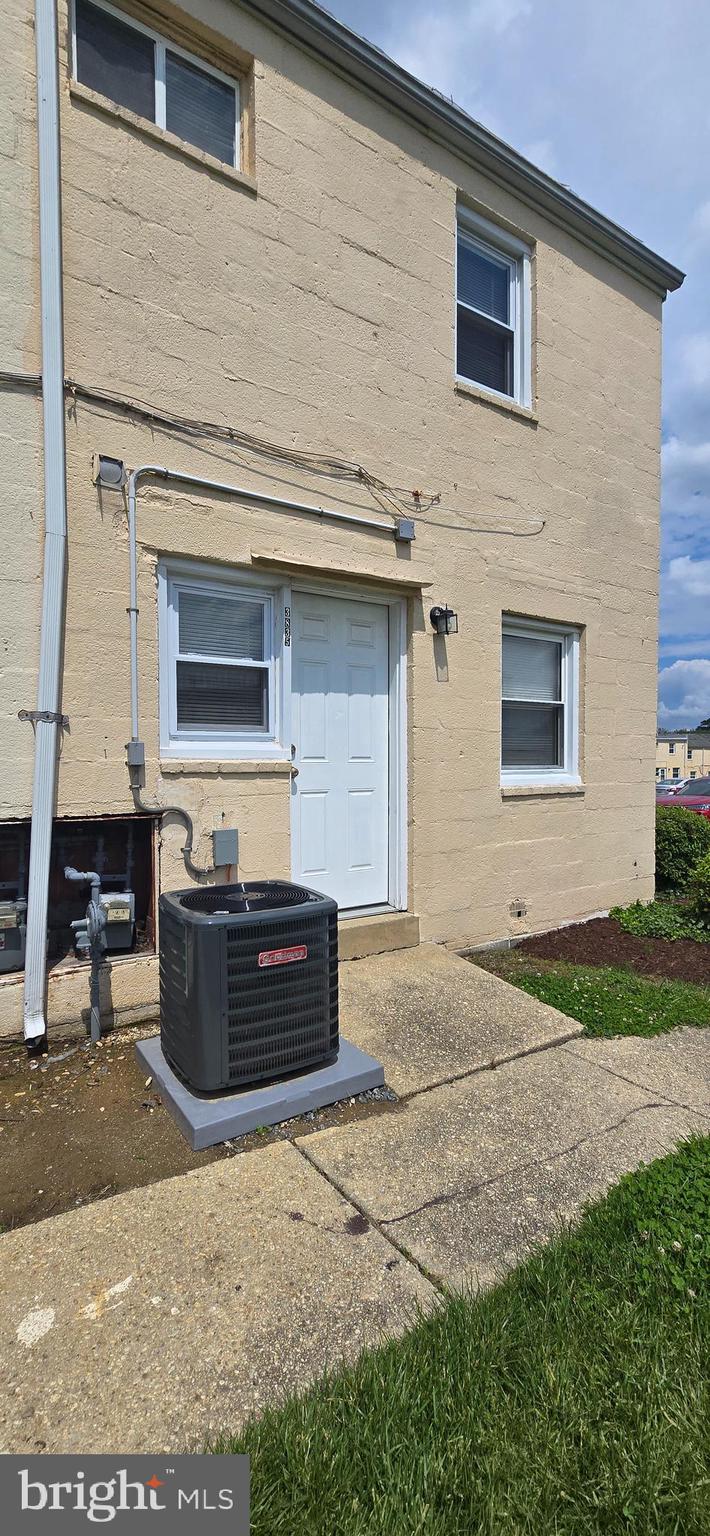 IVERSON VILLAGE CONDO - Residential