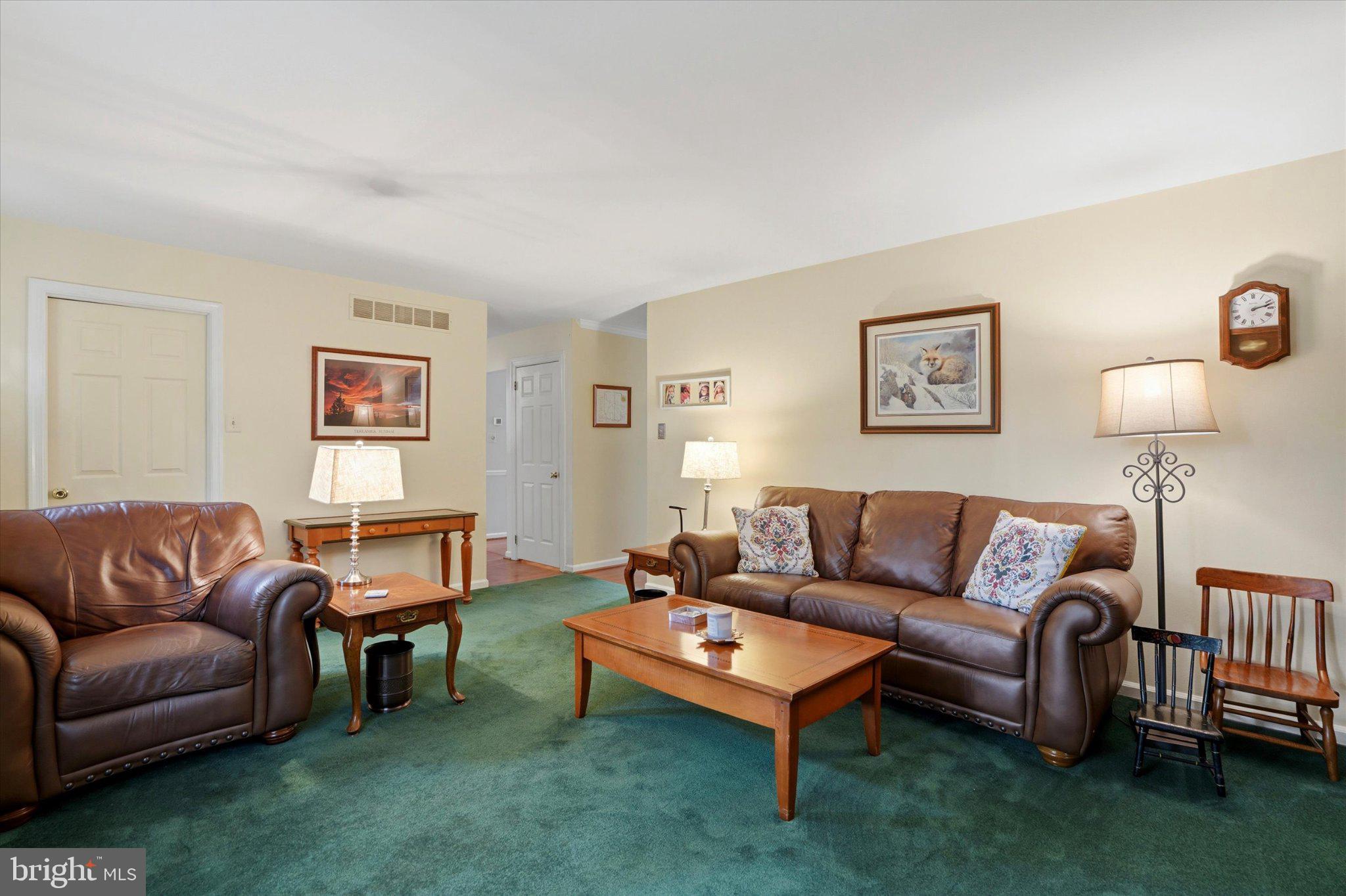 DUBLIN CHASE - Residential