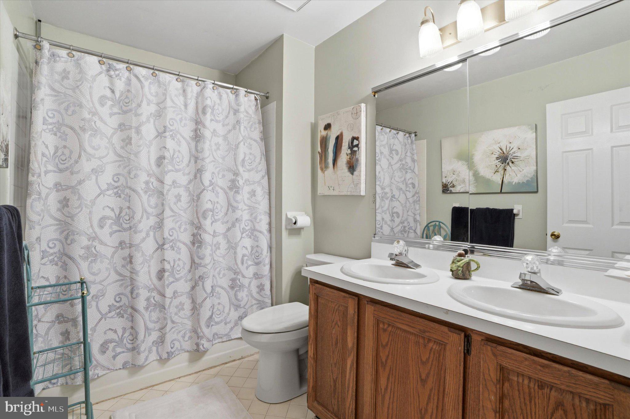 DUBLIN CHASE - Residential