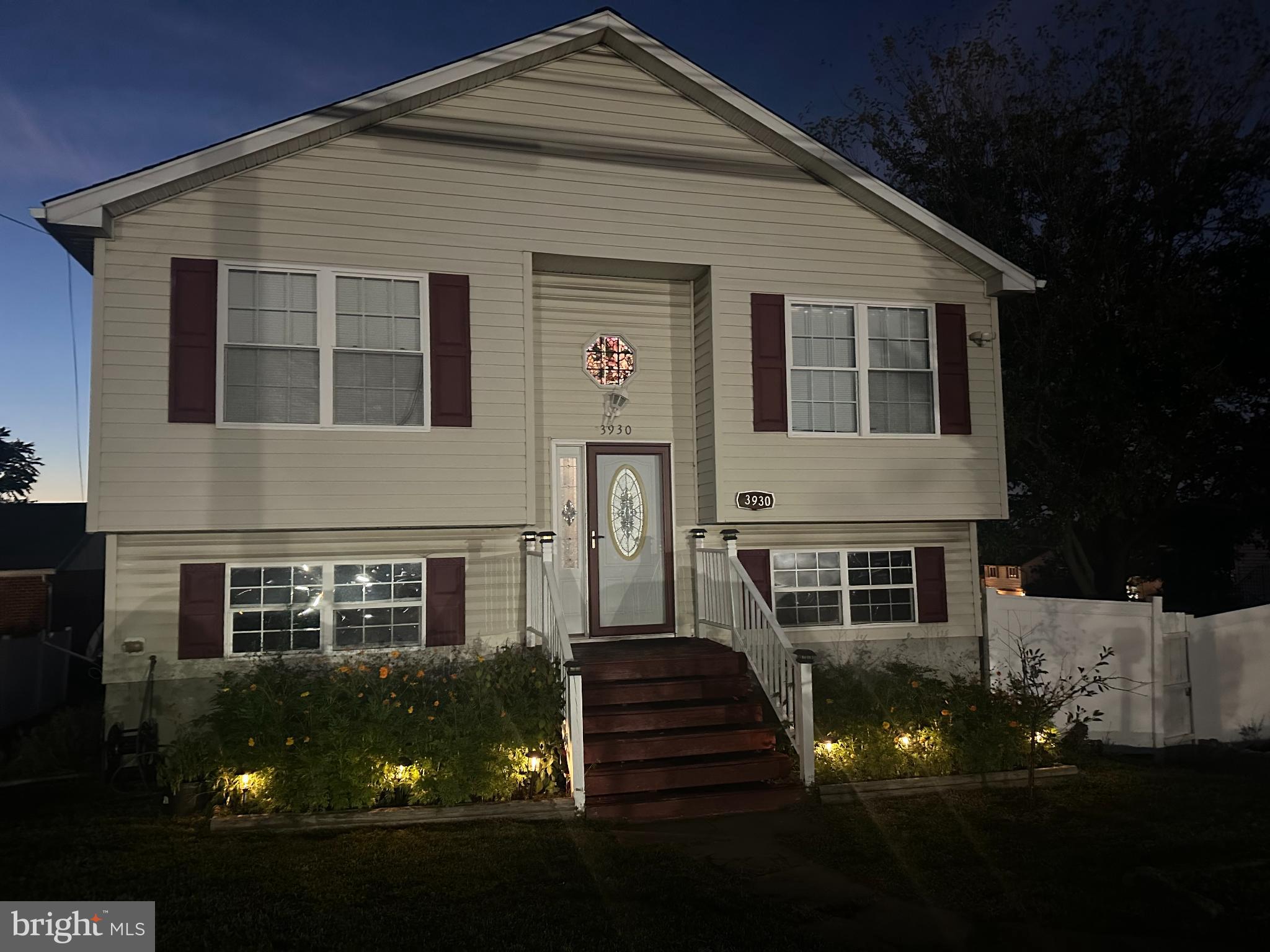 WHITTEMORE PARK - Residential