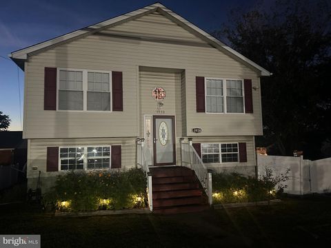 Homes For Sale - 3930 Benson Avenue<br/> HALETHORPE, MD 21227