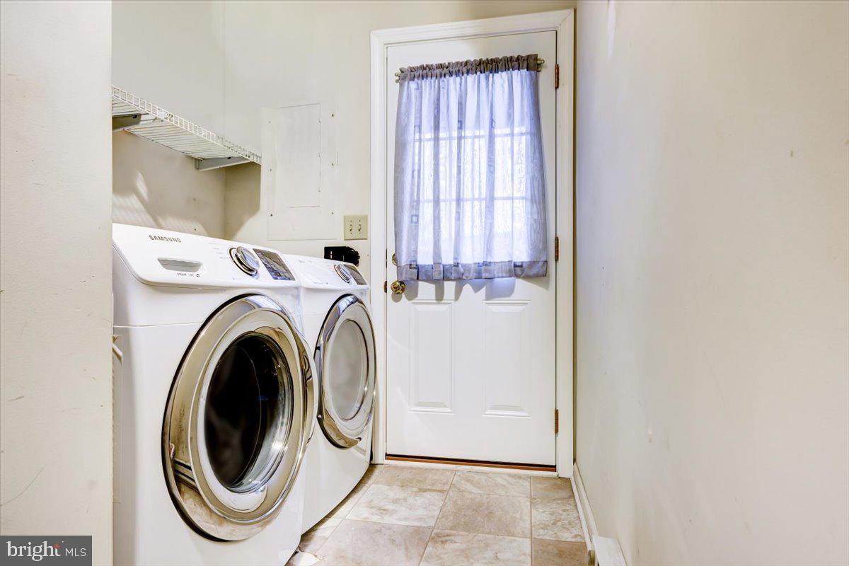 SYCAMORE MEWS - Residential