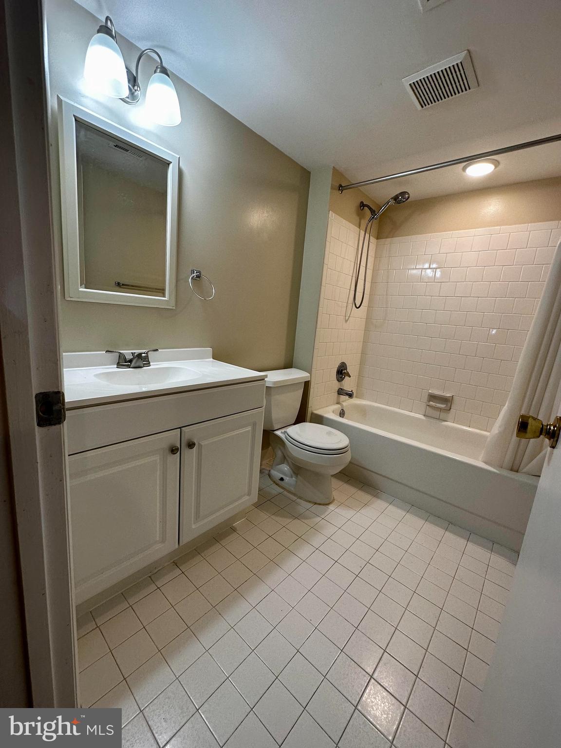 MAYS CHAPEL - Residential Lease