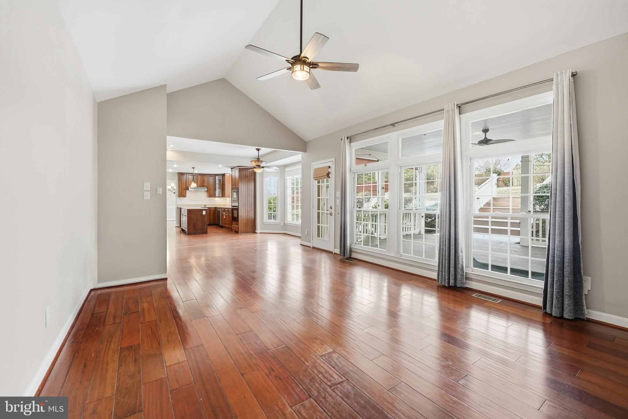 THOMASSON CROSSING - Residential