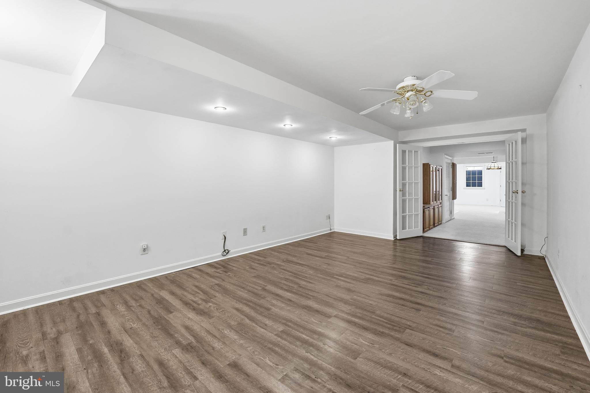 THOMASSON CROSSING - Residential