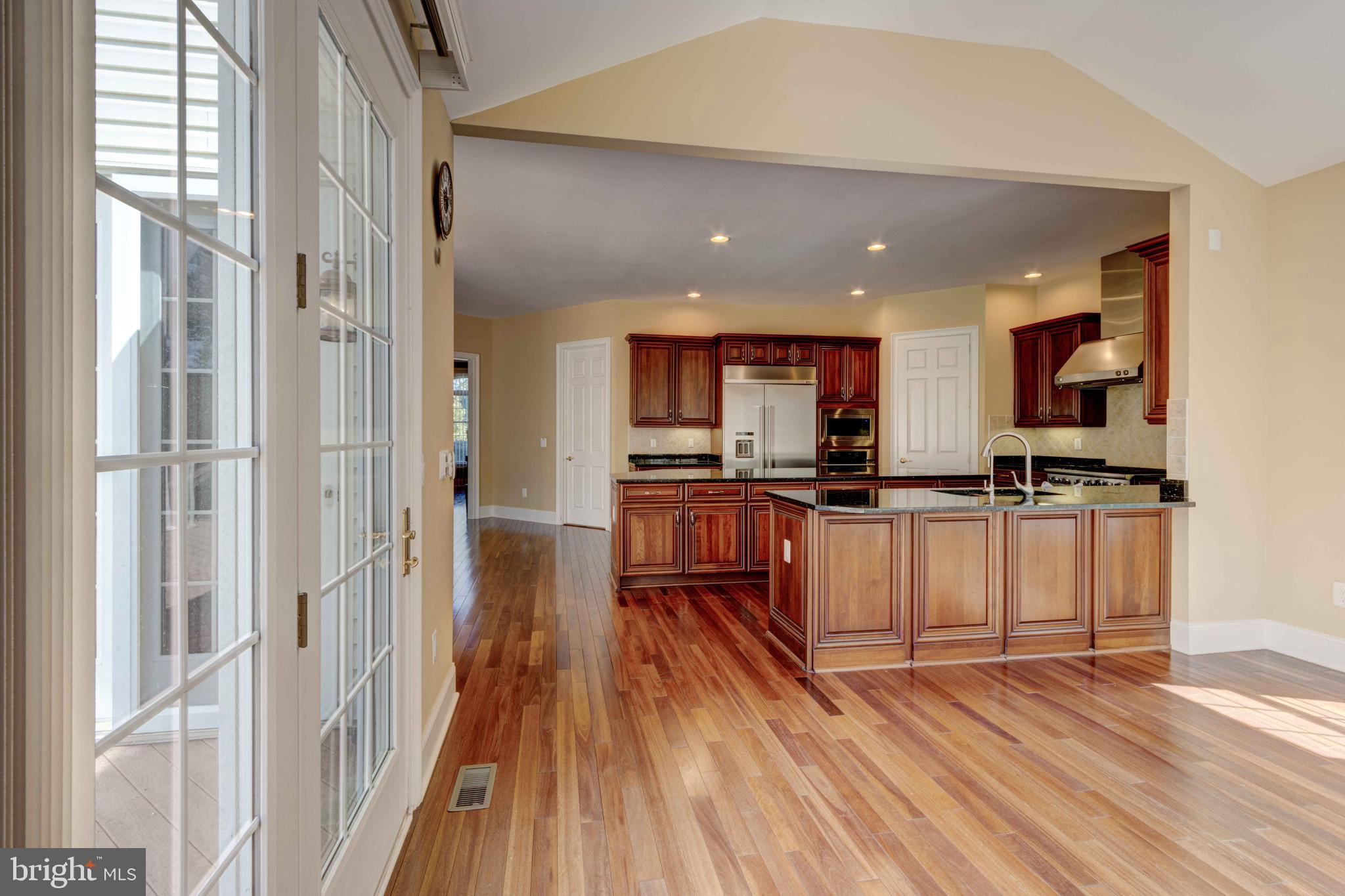 THE RESERVE AT TRIADELPHIA CROSSING - Residential