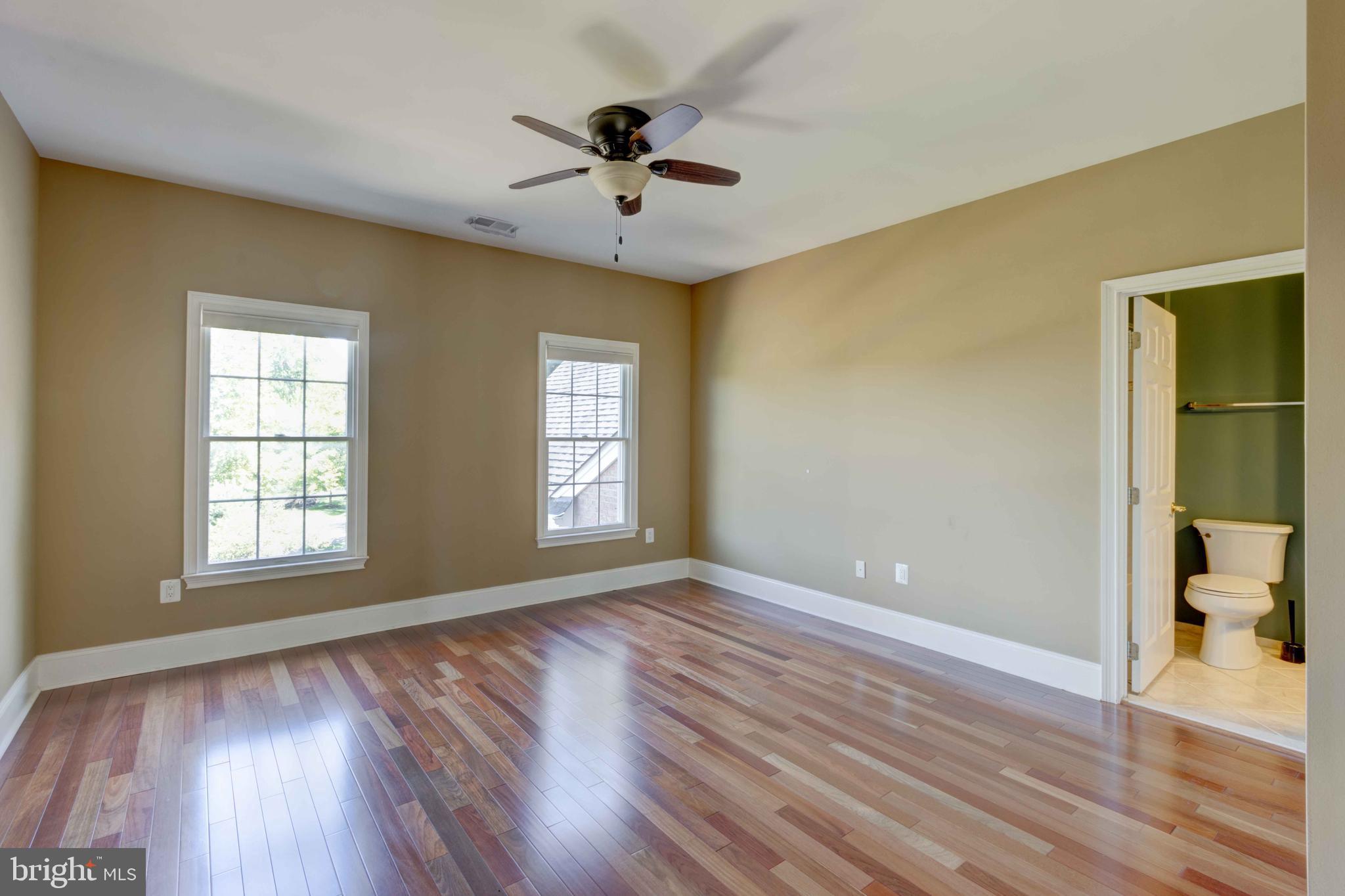 THE RESERVE AT TRIADELPHIA CROSSING - Residential