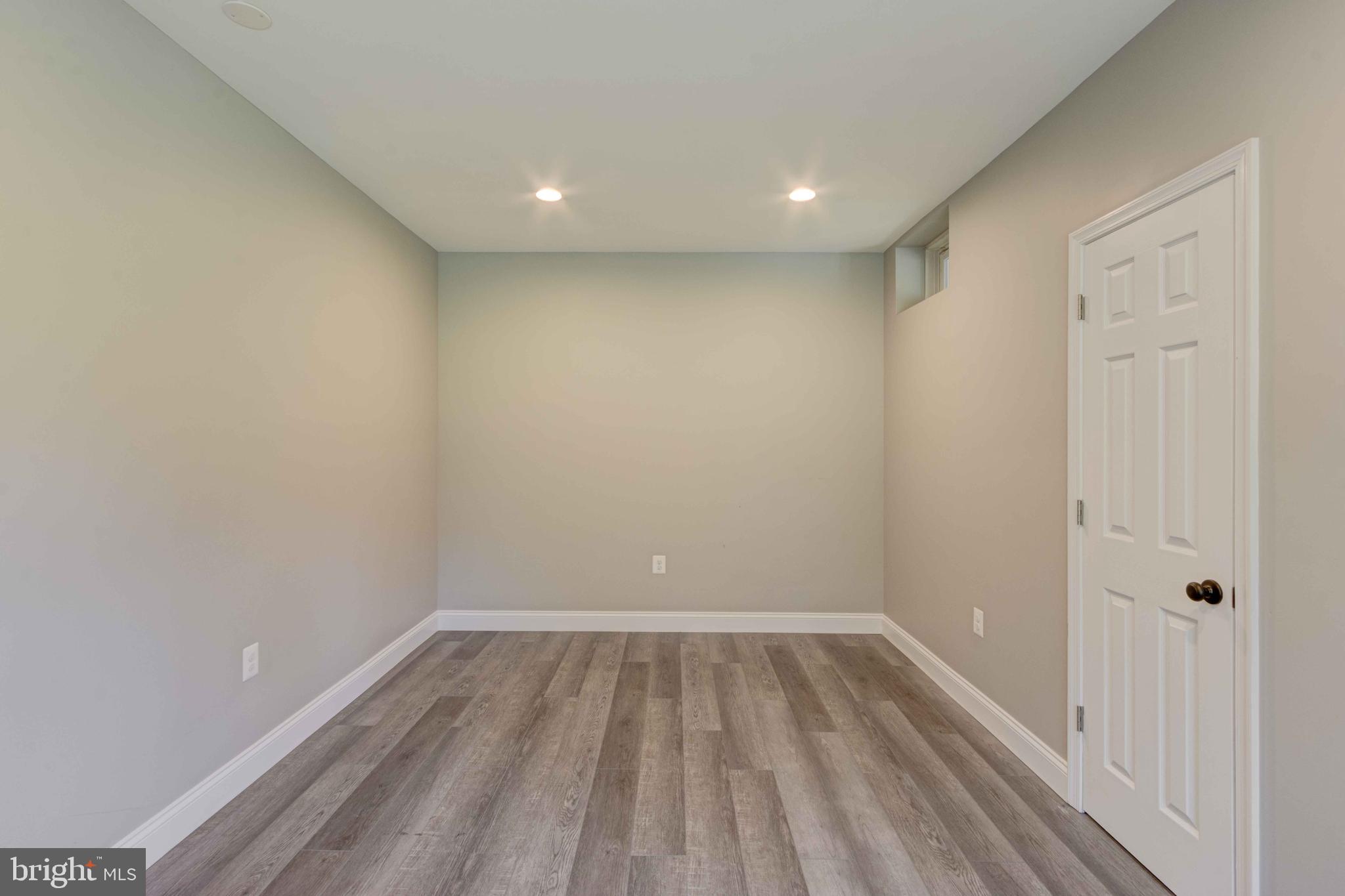 THE RESERVE AT TRIADELPHIA CROSSING - Residential