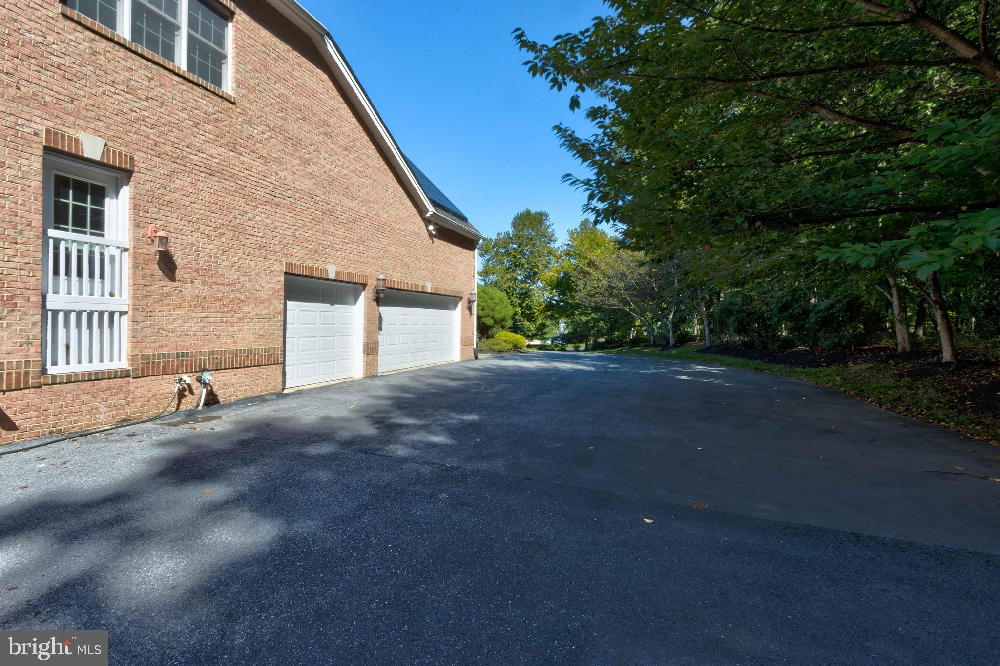 THE RESERVE AT TRIADELPHIA CROSSING - Residential