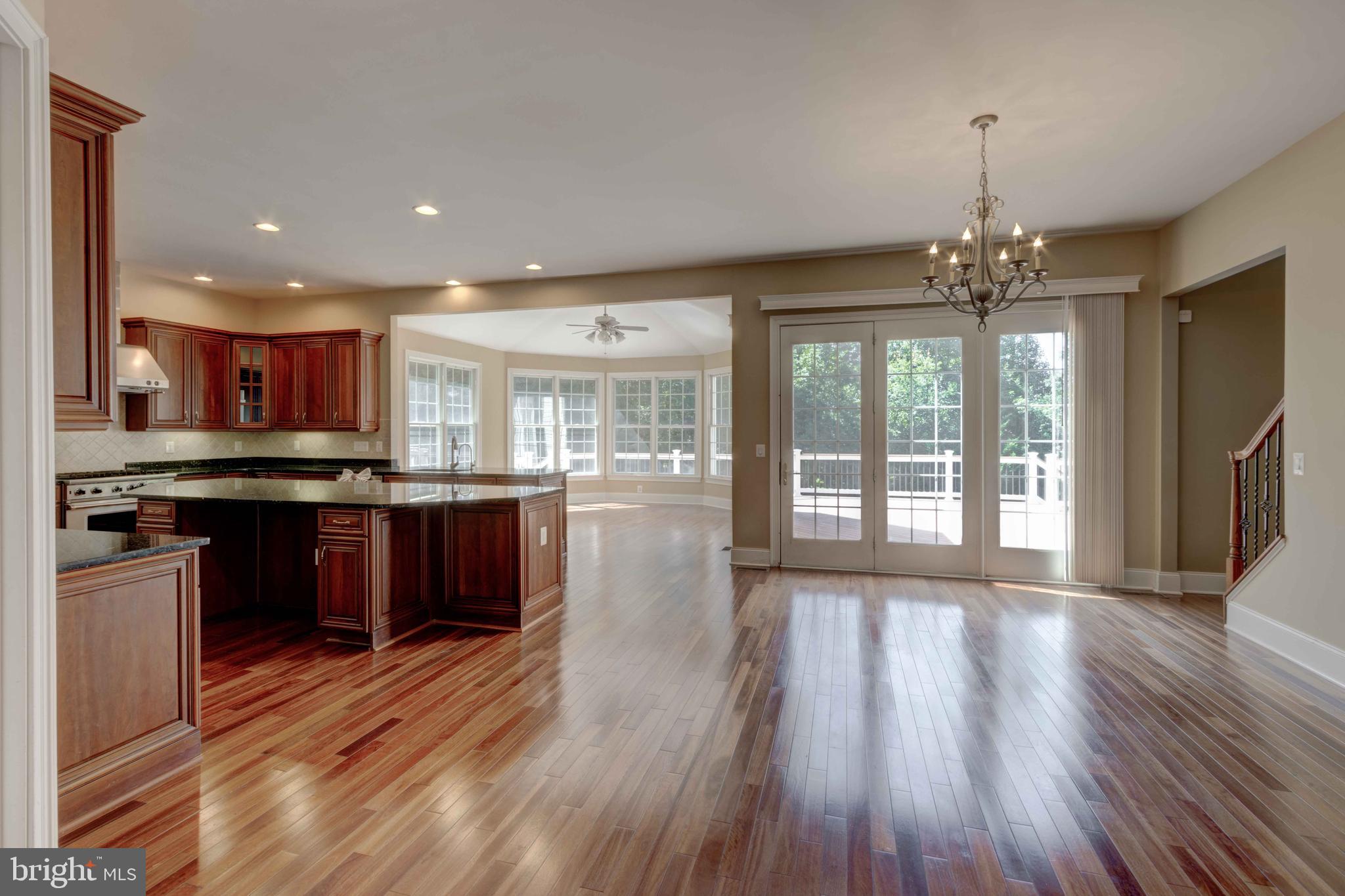 THE RESERVE AT TRIADELPHIA CROSSING - Residential