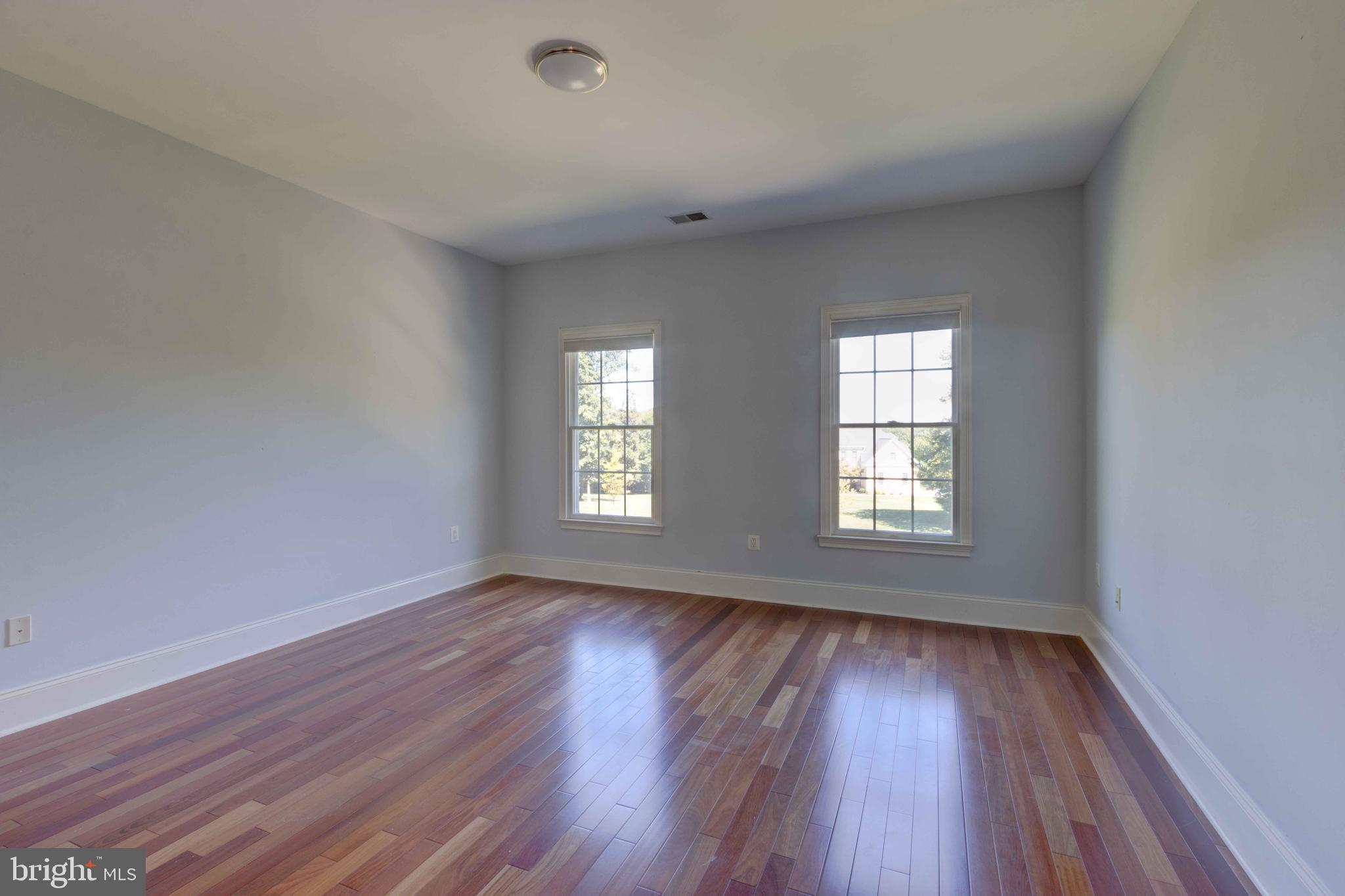 THE RESERVE AT TRIADELPHIA CROSSING - Residential