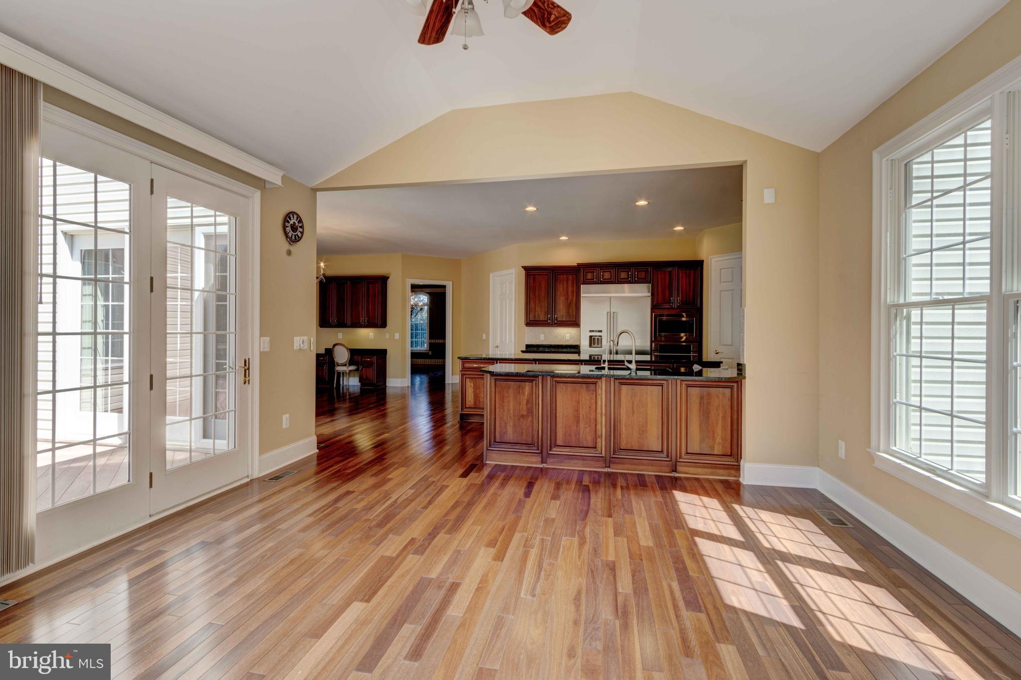 THE RESERVE AT TRIADELPHIA CROSSING - Residential