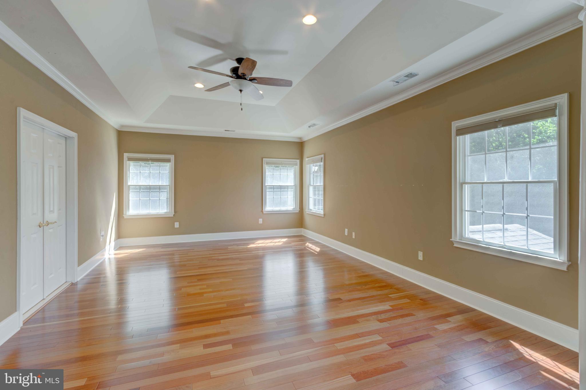 THE RESERVE AT TRIADELPHIA CROSSING - Residential