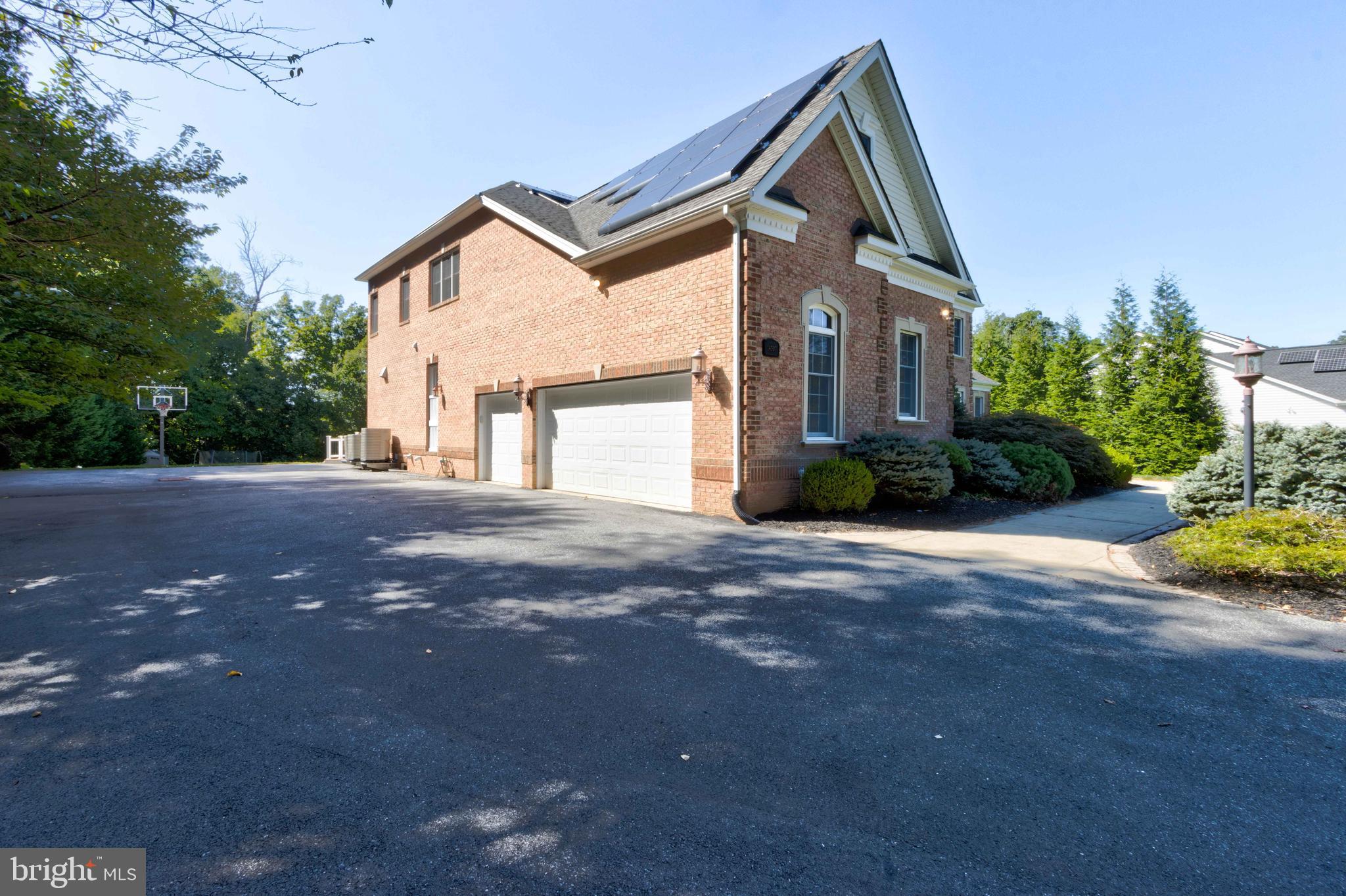 THE RESERVE AT TRIADELPHIA CROSSING - Residential