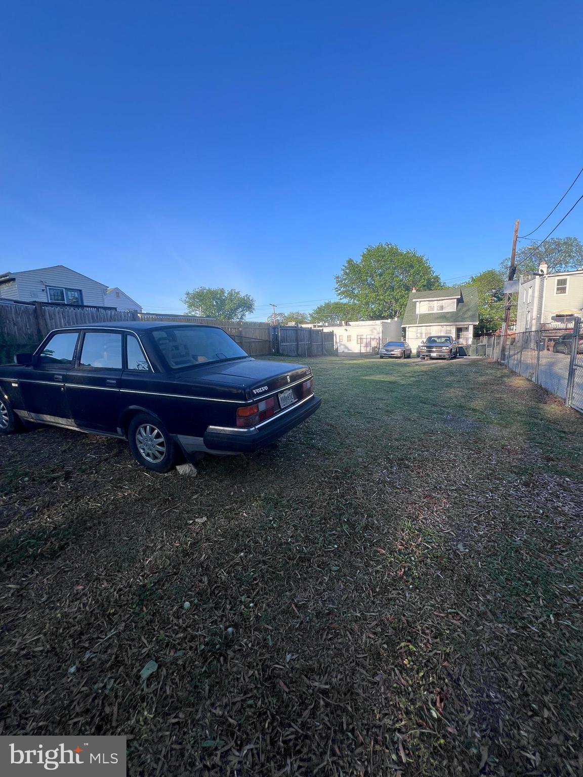 BROOKLAND - Commercial Sale